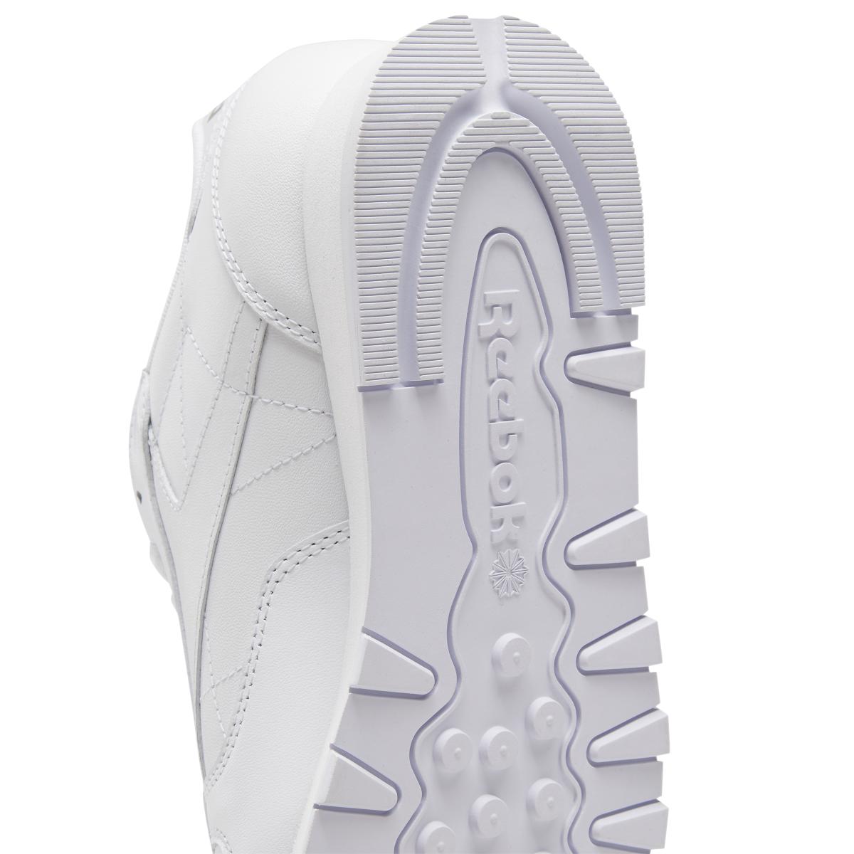 product/r/e/reebok_gy0953_8_footwear_photography_detail_view_2_white_000.jpg