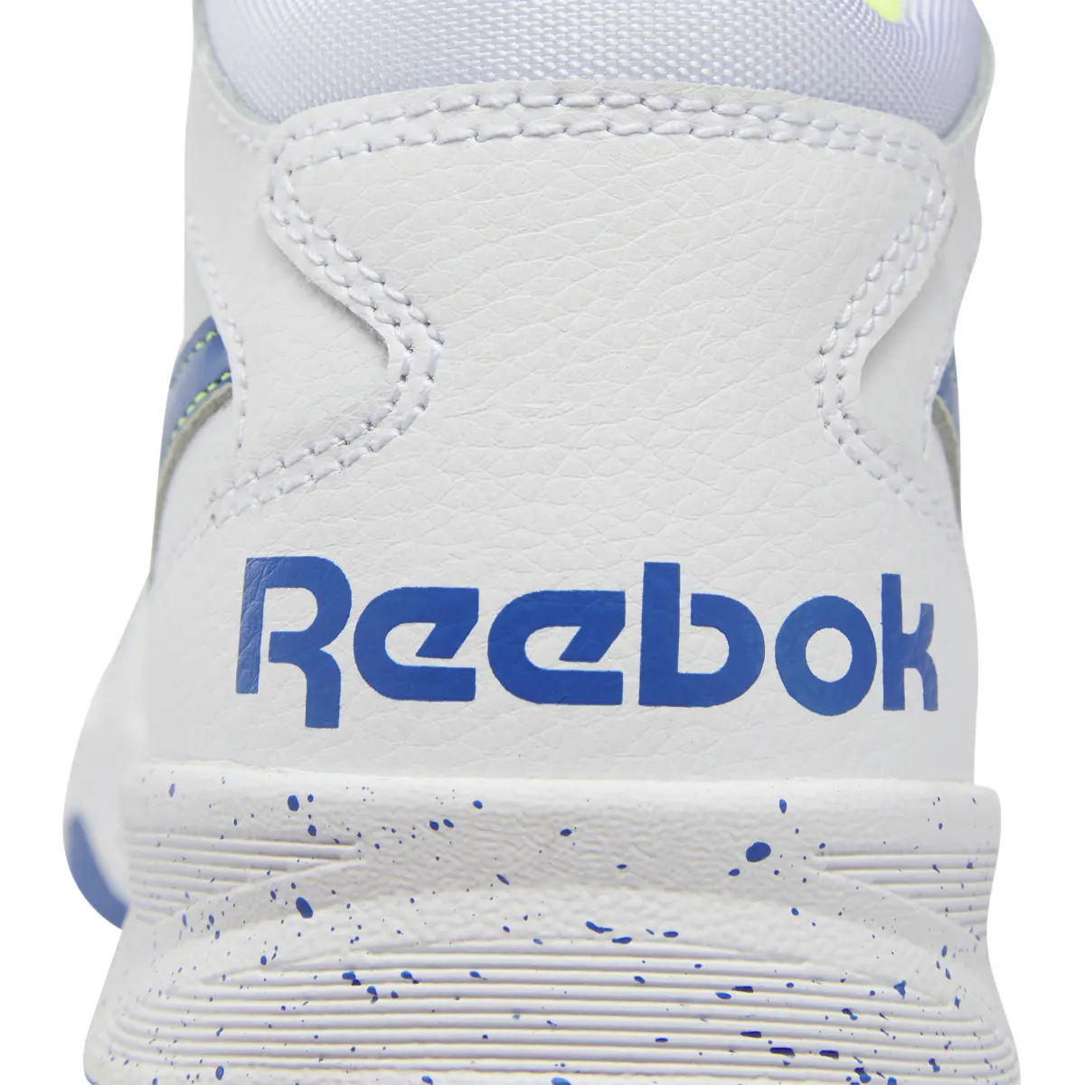 product/r/e/reebok_hp4379_8_footwear_photography_detail_view_2_white_000.jpg