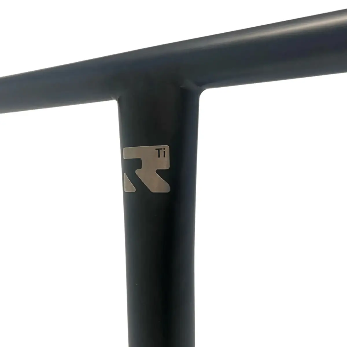 product/r/o/root-industries_ri_ti_t-bar_blk_matte-black_2.jpg