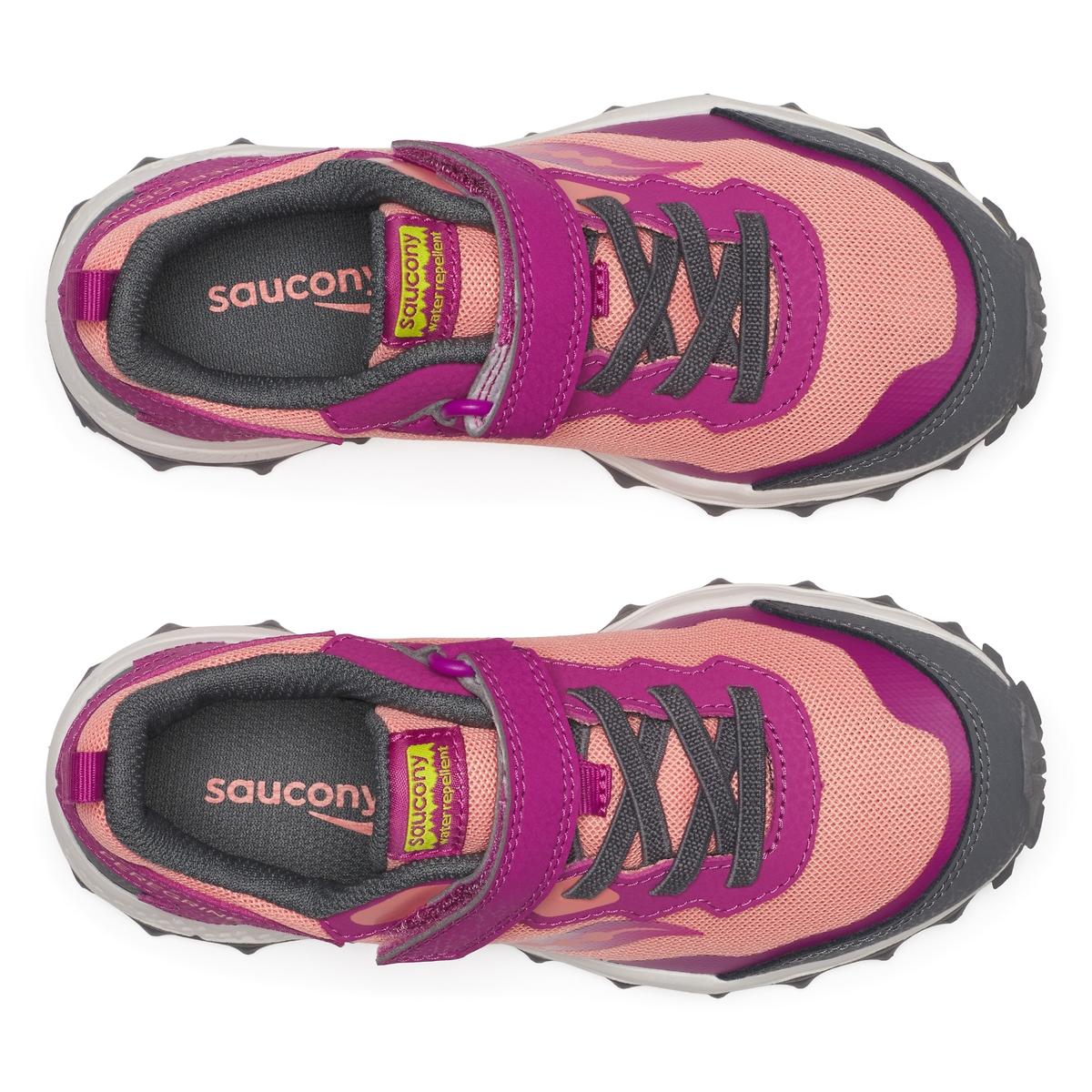 product/s/a/saucony_sk167999_4-nw091825.jpg