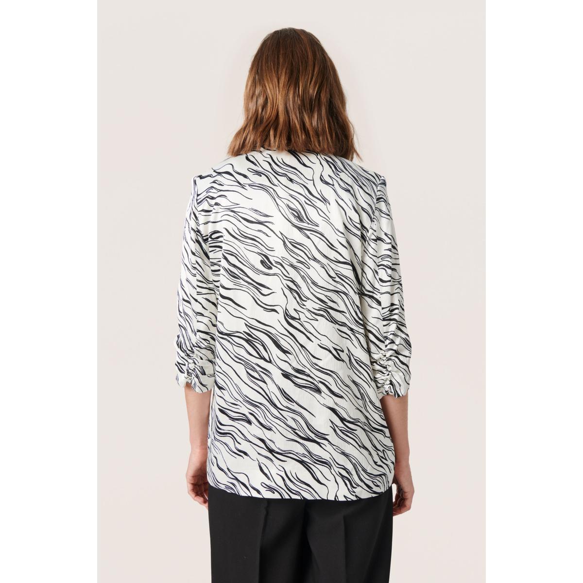 product/s/o/soaked-in-luxury_30407529-302705_5.jpg