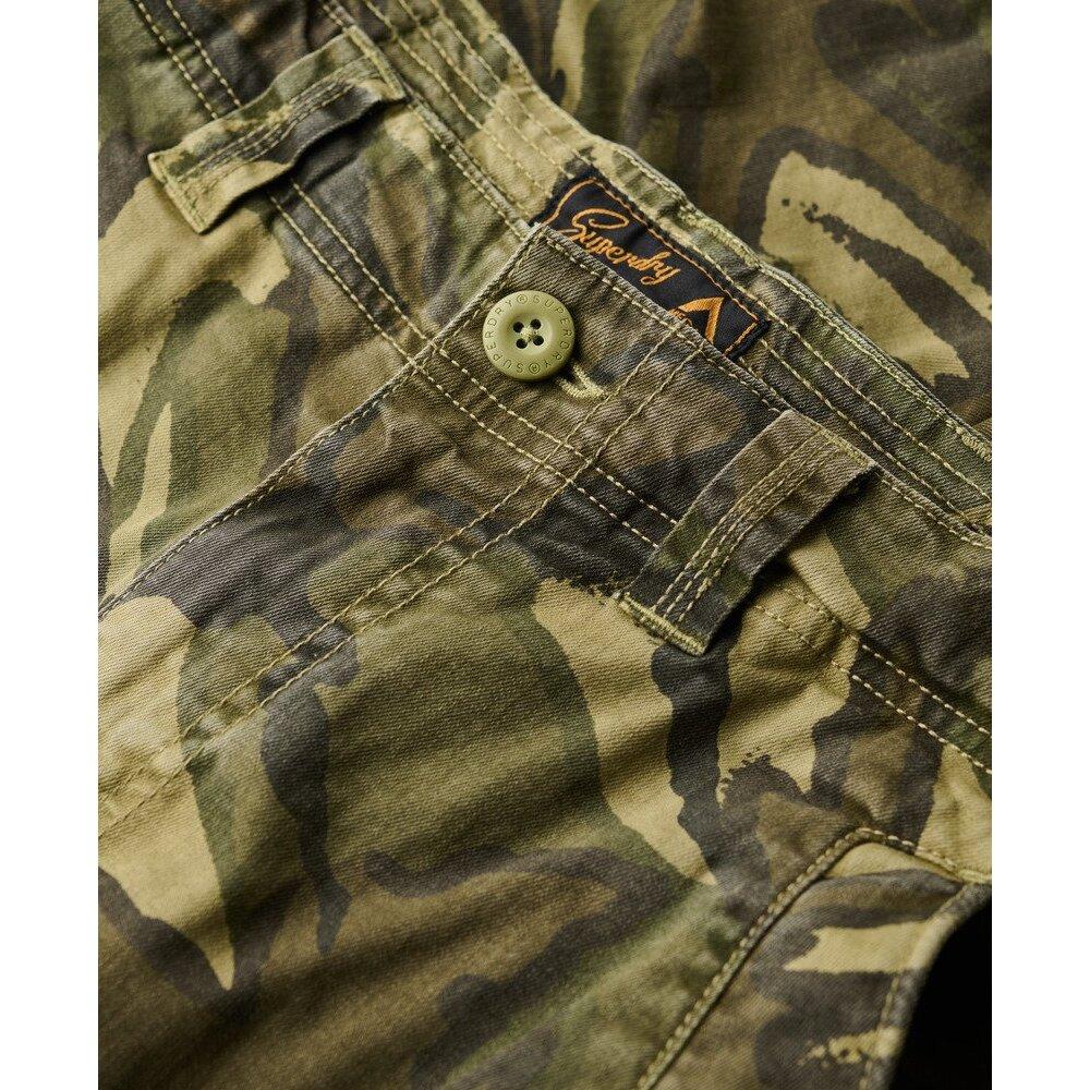 product/s/u/superdry_m7110433a-us7_camouflage-outline_5.jpg