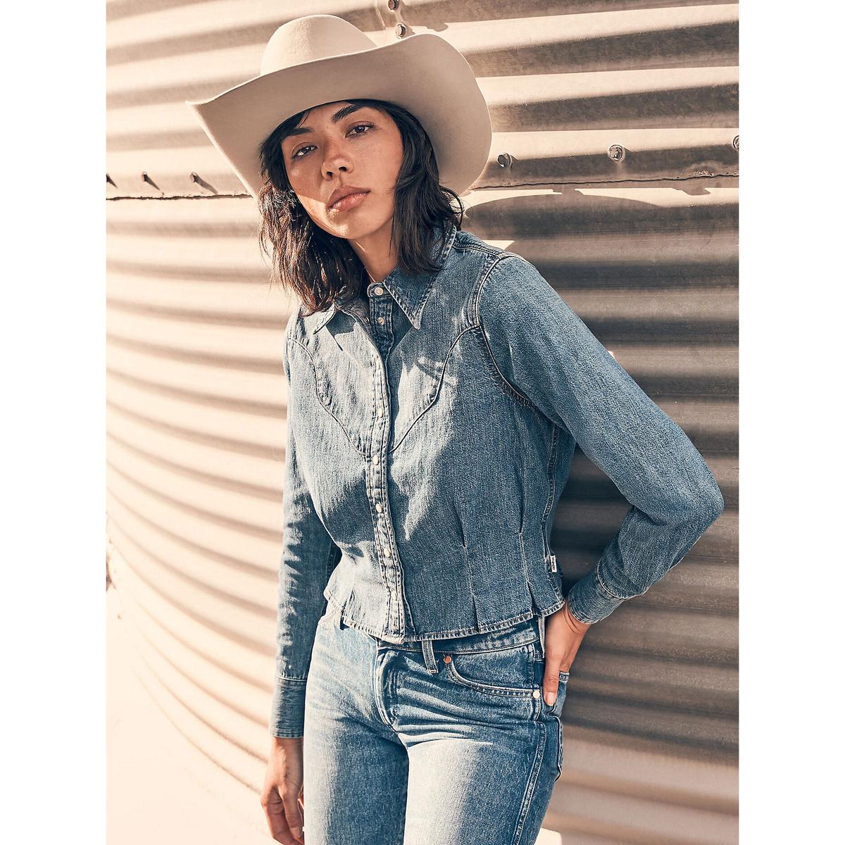 product/w/r/wrangler-112370782-blue-2.jpg