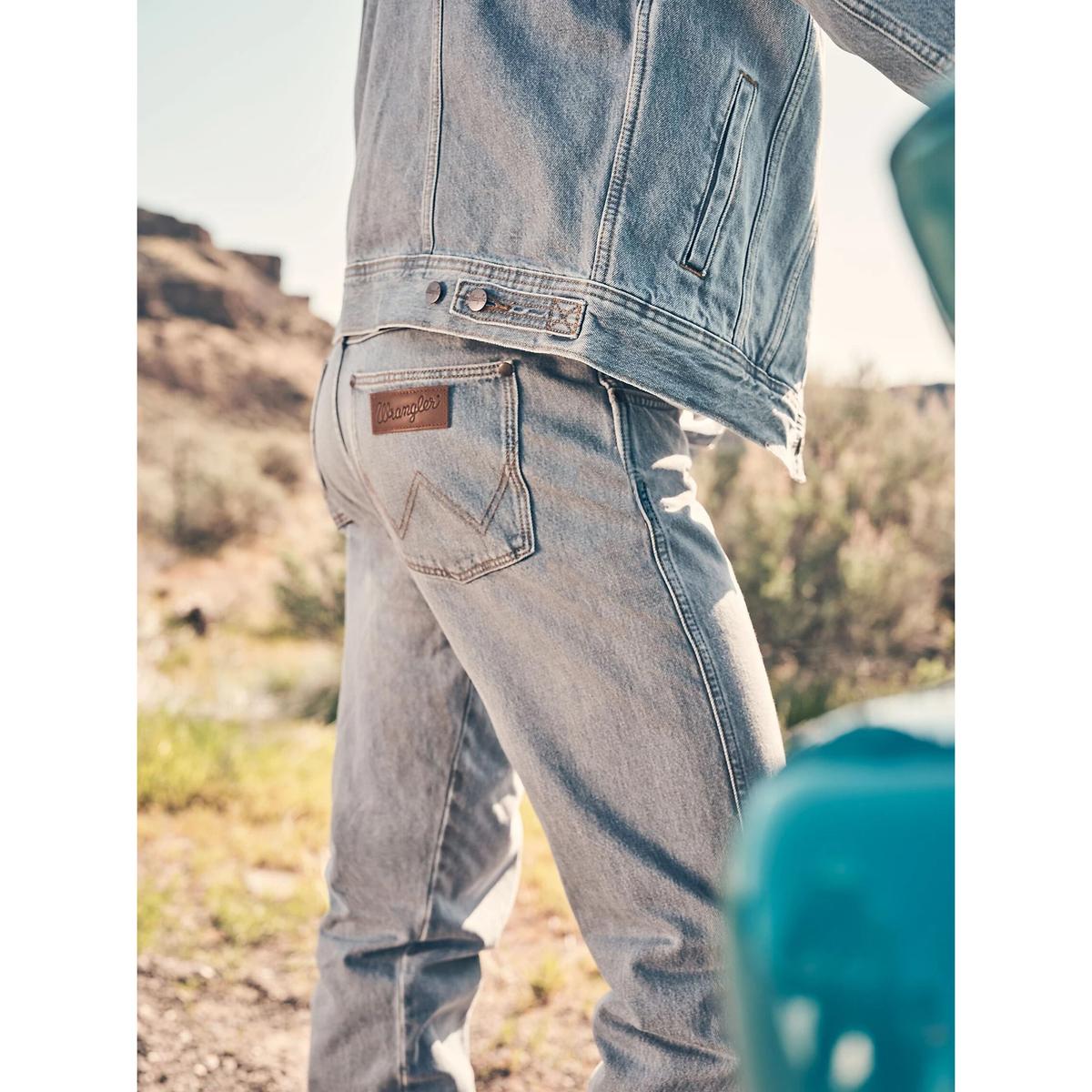 product/w/r/wrangler-112370943-light-ice-6.jpg