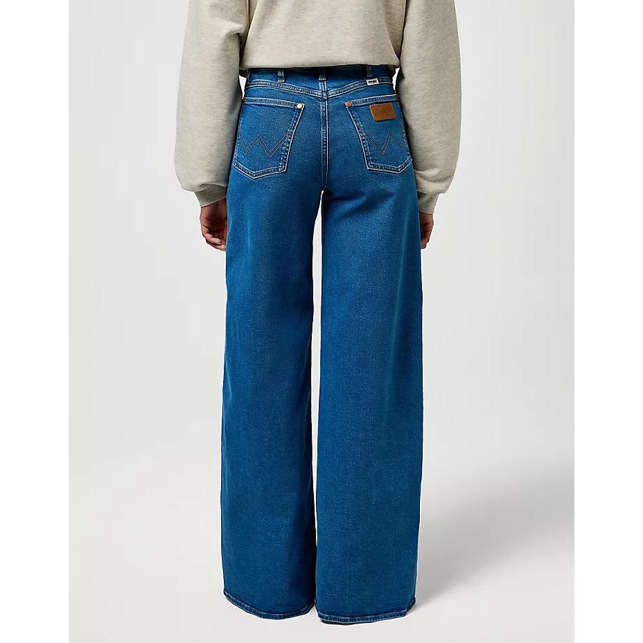 product/w/r/wrangler-112371190-black-3.jpg