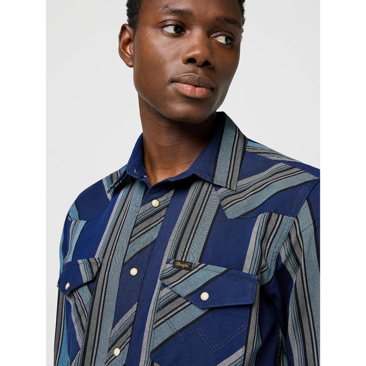 product/w/r/wrangler-112371432-vintage-blue-8.jpg