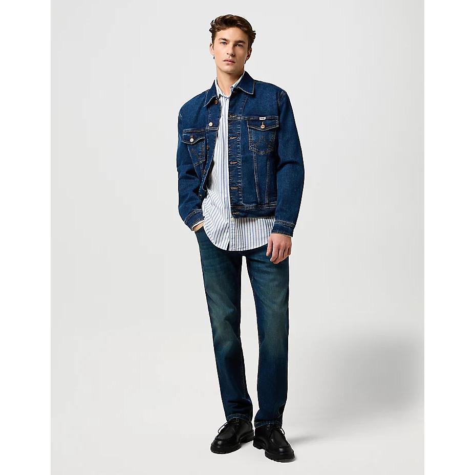 product/w/r/wrangler-112372981-blue-oxford-11.jpg