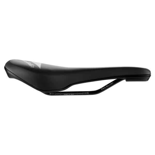 Velo Store - UK Saddle Selle Italia X-Bow Superflow | Extra 10% off with Subscription, Postage £16.79 to UK Fedex.