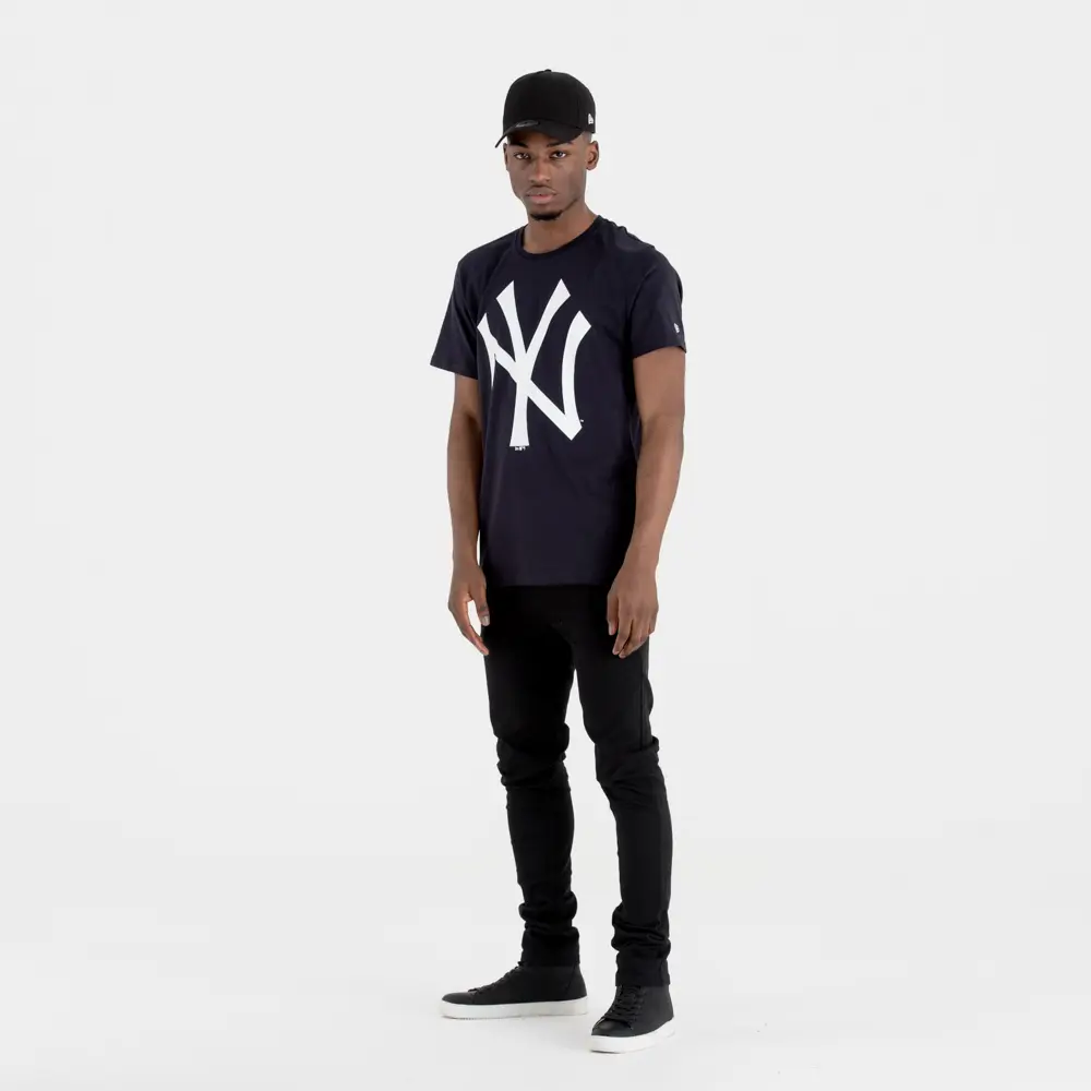 0889676351391 - New Era Team Nos OG T-Shirt Men NY YANKEES Dunkelblau 0889676351391 - New Era Team Nos OG T-Shirt Men NY YANKEES Dunkelblau