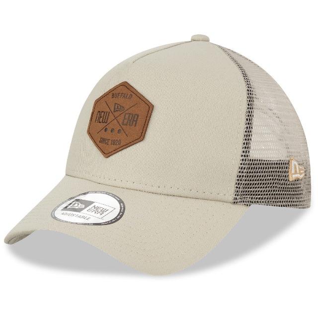 0194790986139 - New Era Heritage Patch Trucker Cap NE PATCH Beige