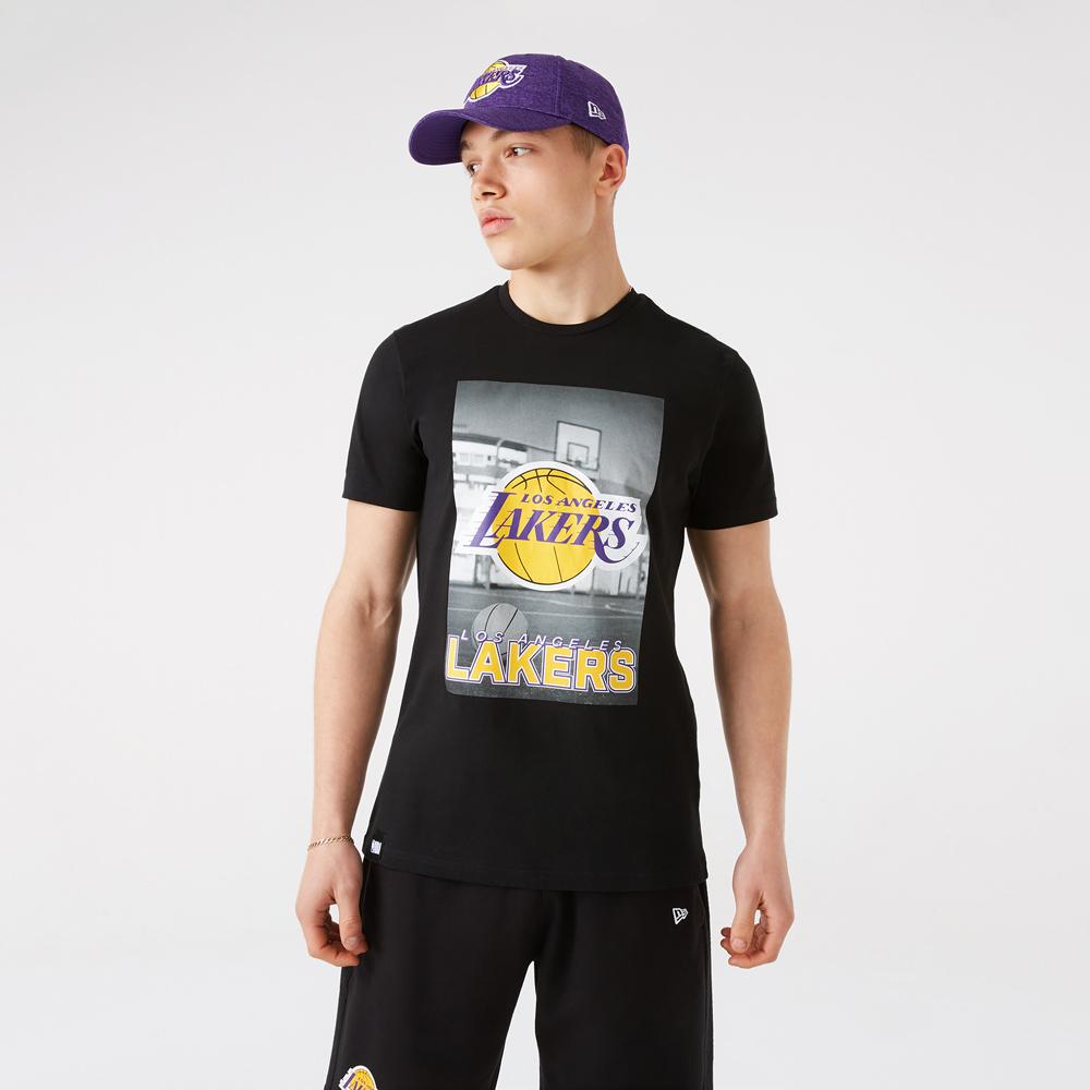 0195600827208 - New Era Herren T-Shirt NBA Photographic Tee LA LAKERS Schwarz