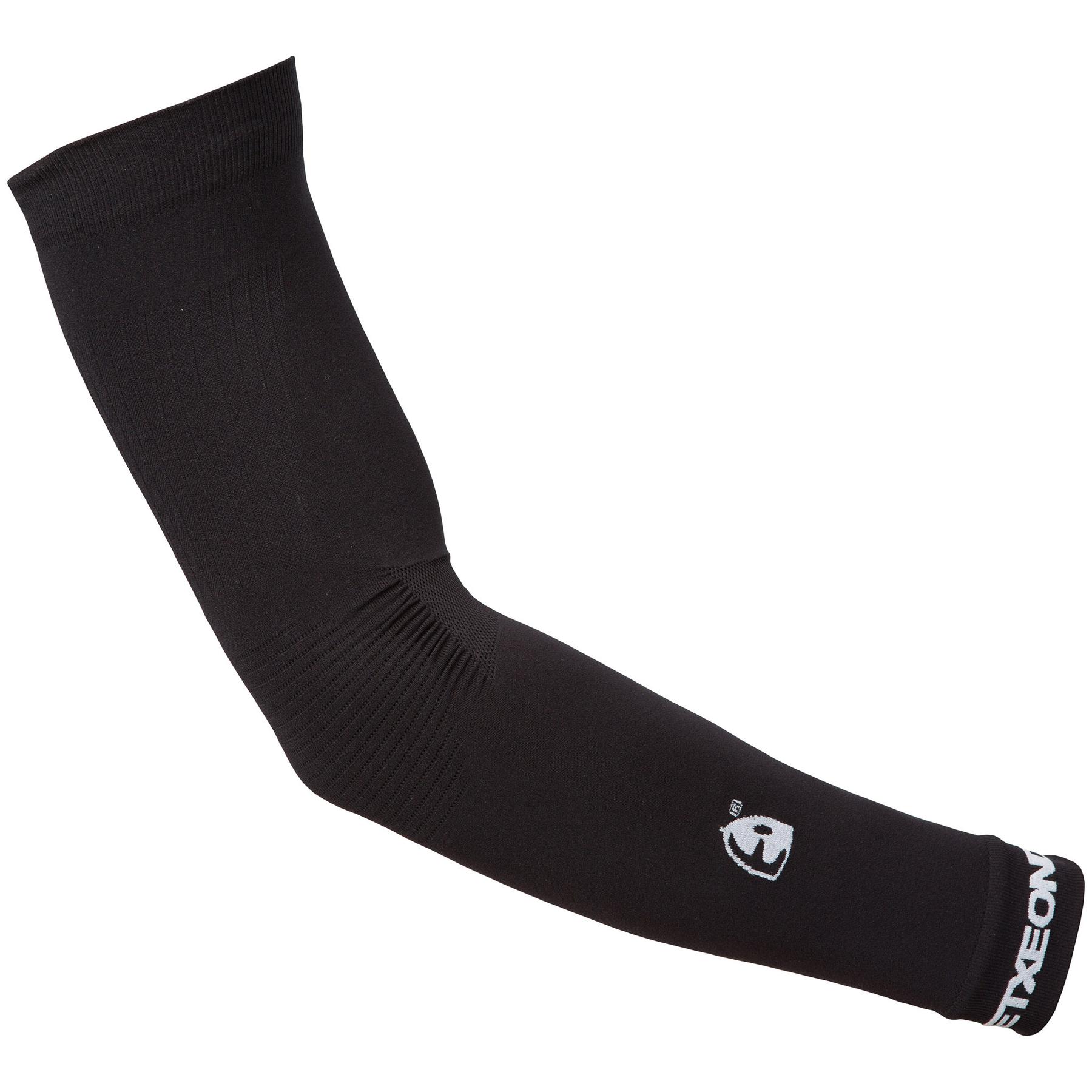 Velo Store - UK Sleeves Etxeondo Goxo | Extra 10% off with Subscription, Postage £16.79 to UK Fedex.