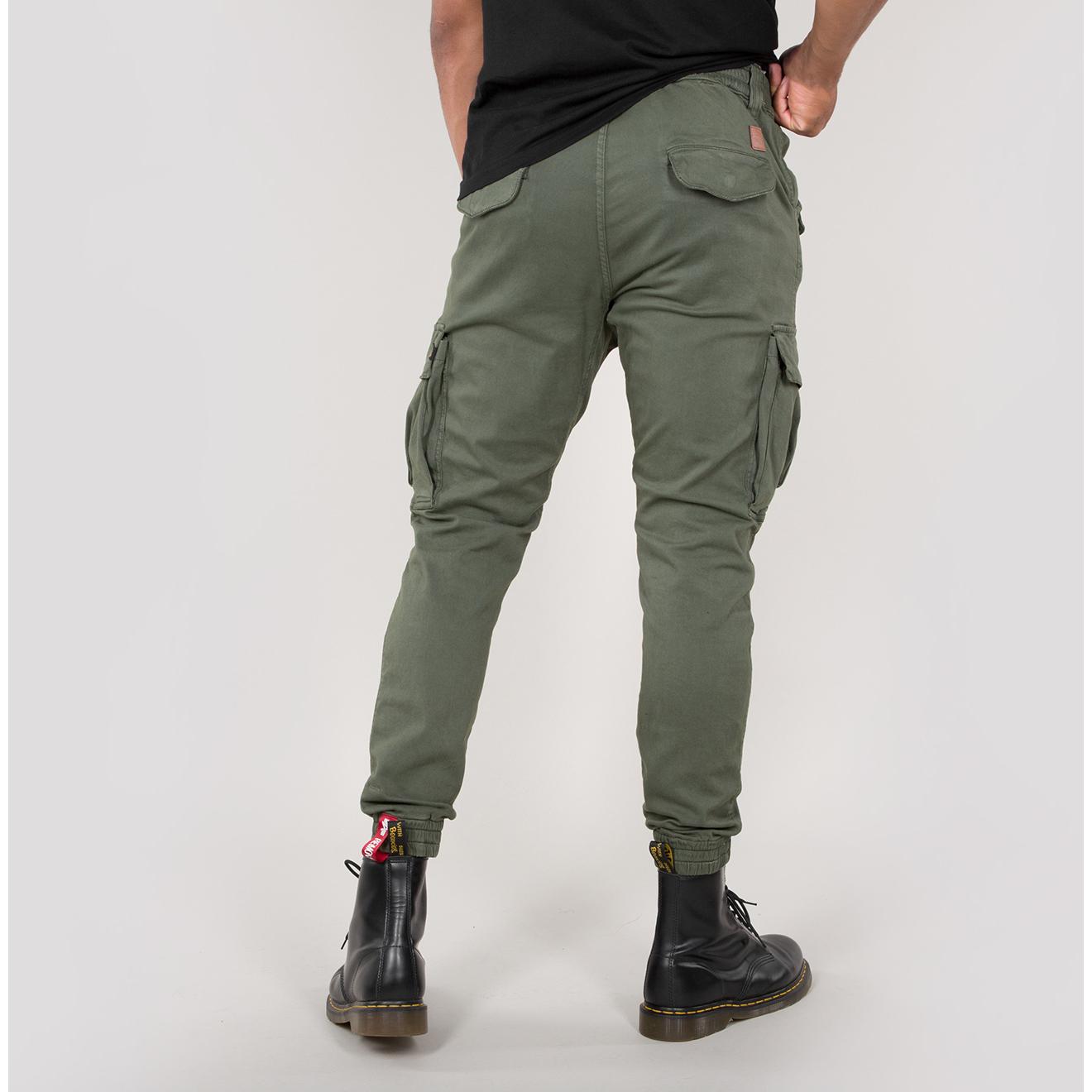product/1/8/188201-142-alpha-industries-airman-pants-002.jpg