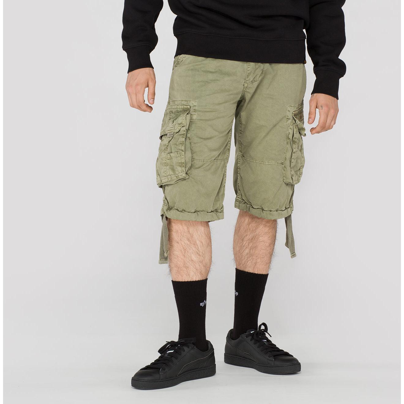 4260241992984 - Alpha Industries Jet Short Short oliv in 33 4260241992984 - Alpha Industries Jet Short Short oliv in 33