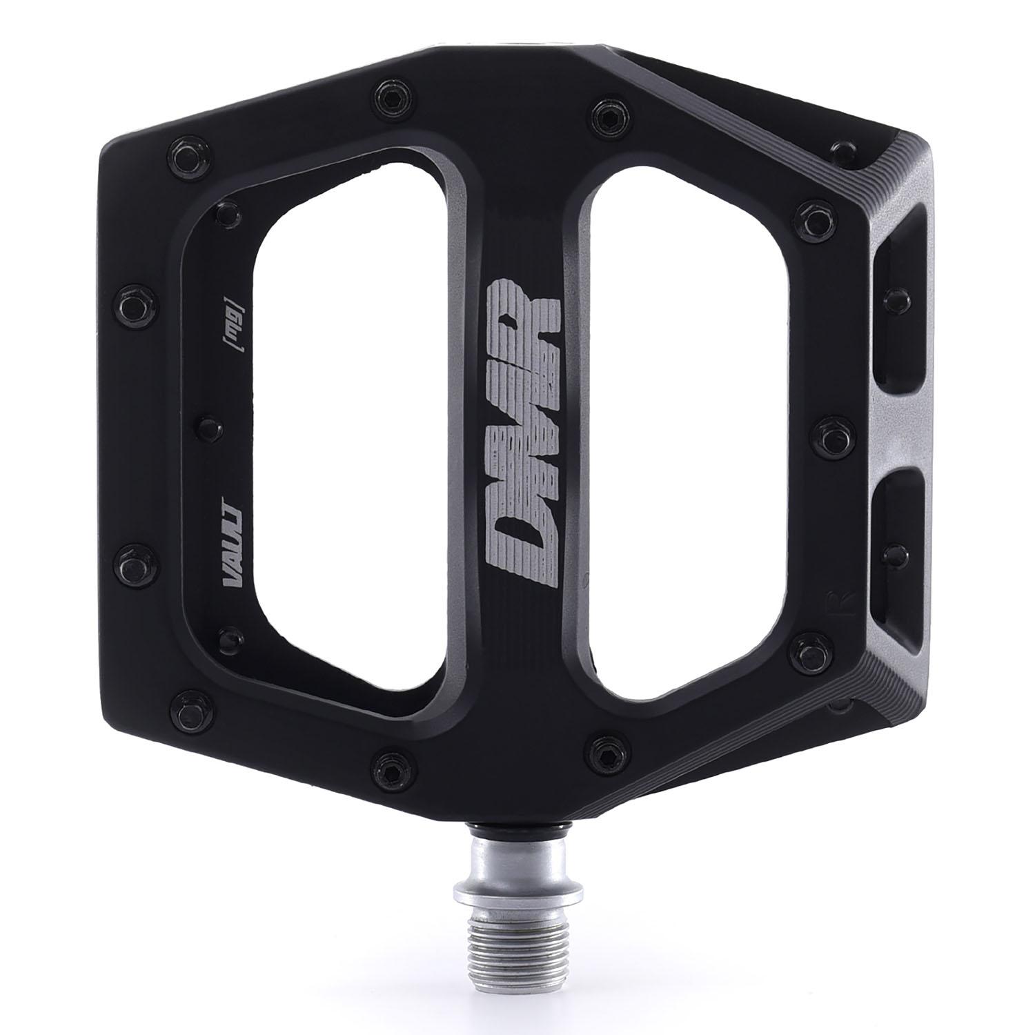 Velo Store - UK Pedal DMR Vault Mag Axle Cromo | Extra 10% off with Subscription, Postage £16.79 to UK Fedex.