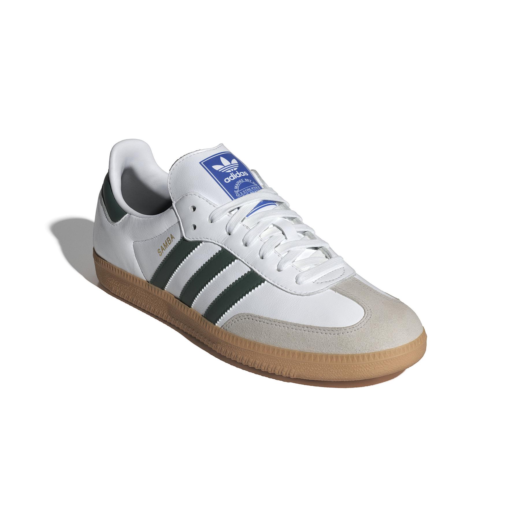 product/2/0/2025_08_adidas_ie3437_6_footwear_photography_front_lateral_top_view_white.jpg