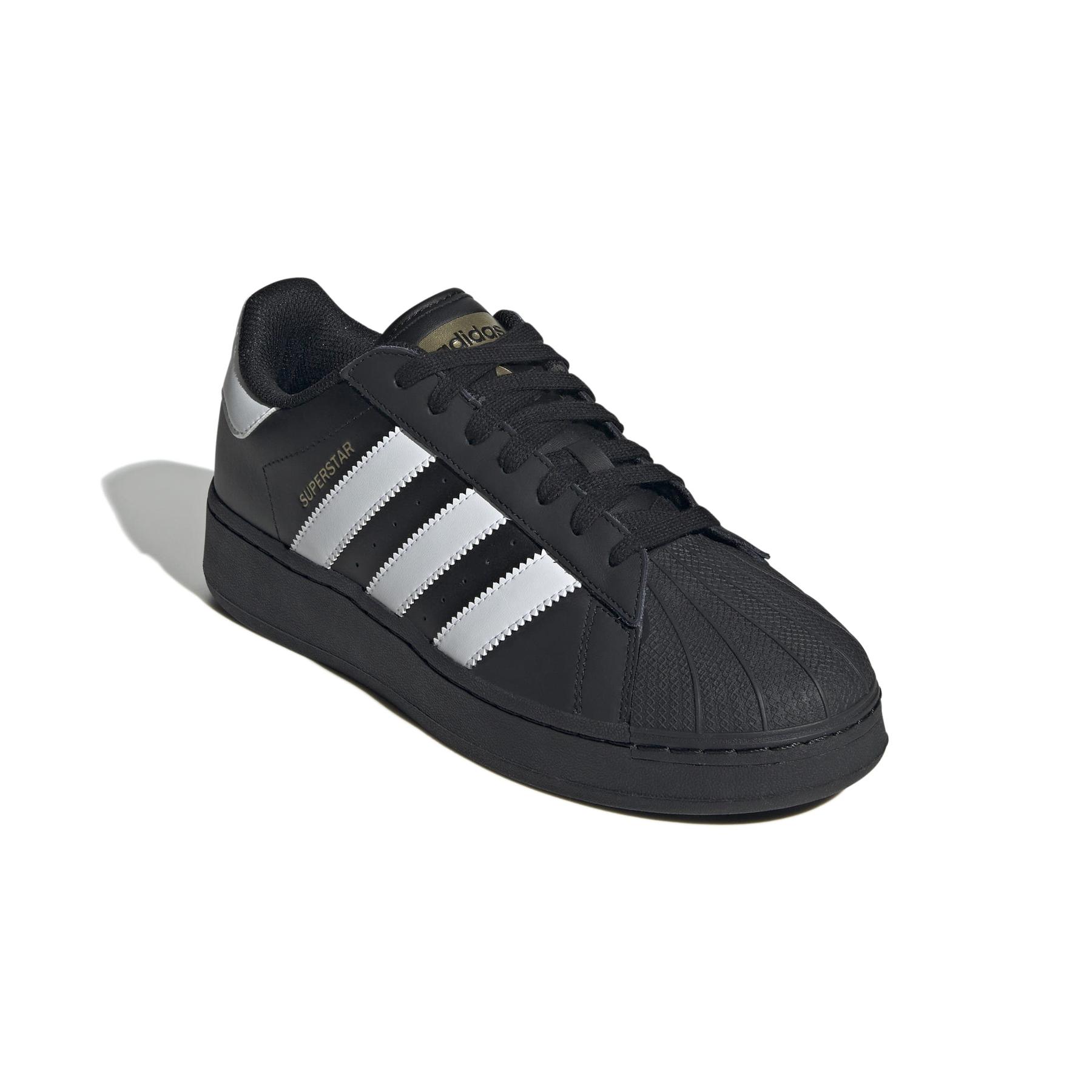 product/2/0/2025_08_adidas_ig9777_6_footwear_photography_front_lateral_top_view_white.jpg