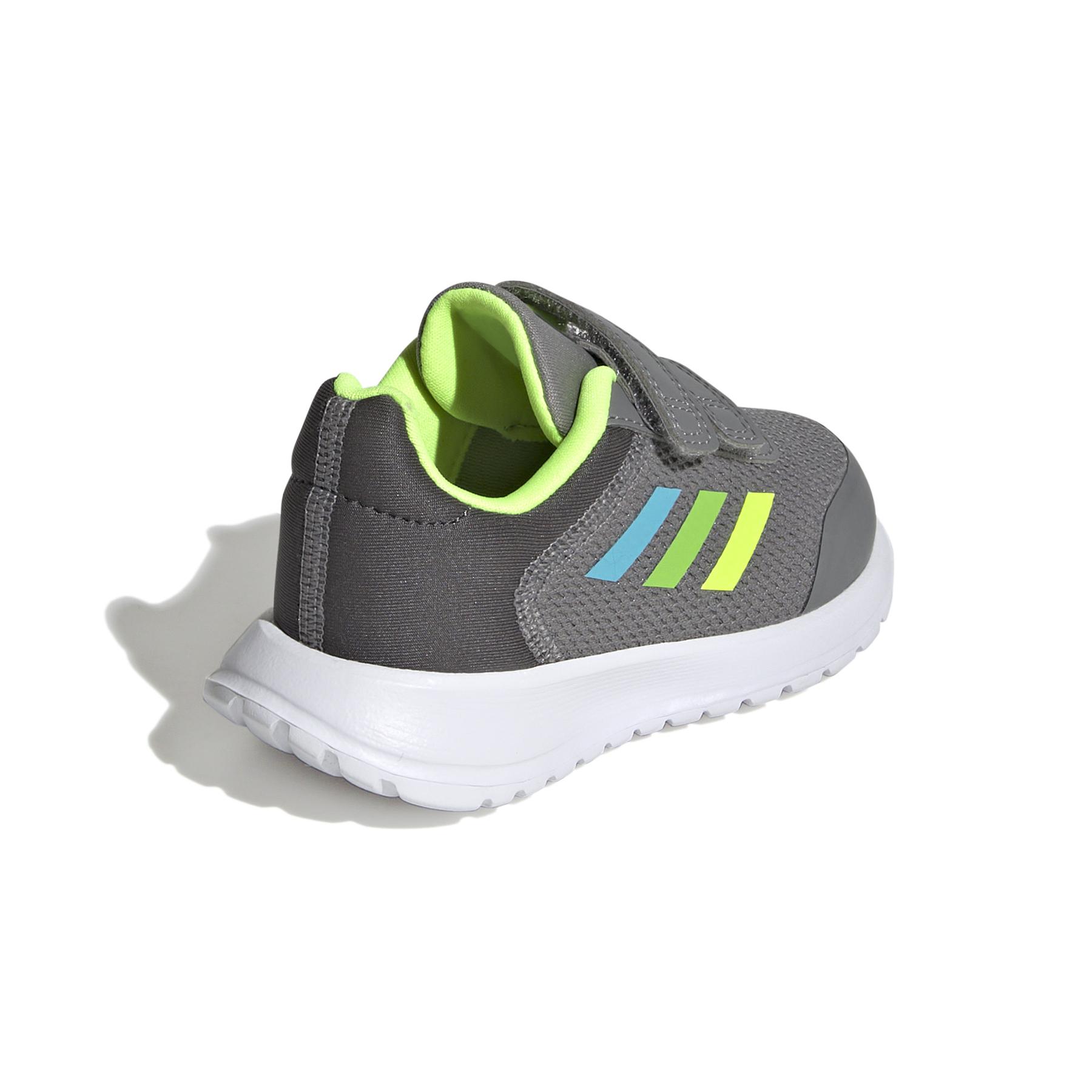 product/2/0/2025_09_adidas_if0355_7_footwear_photography_back_lateral_top_view_white.jpg