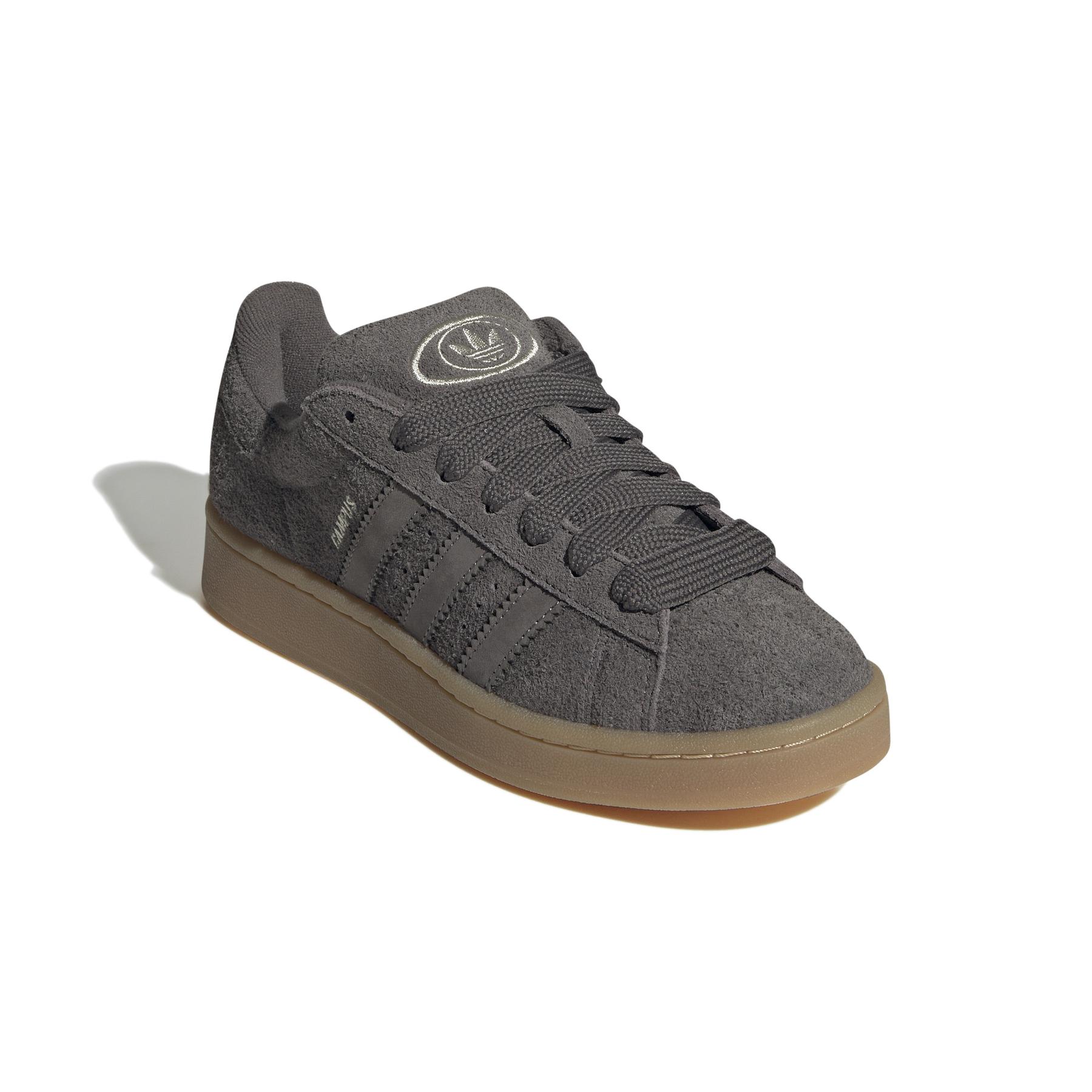 product/2/0/2025_09_adidas_ih2661_6_footwear_photography_front_lateral_top_view_white.jpg