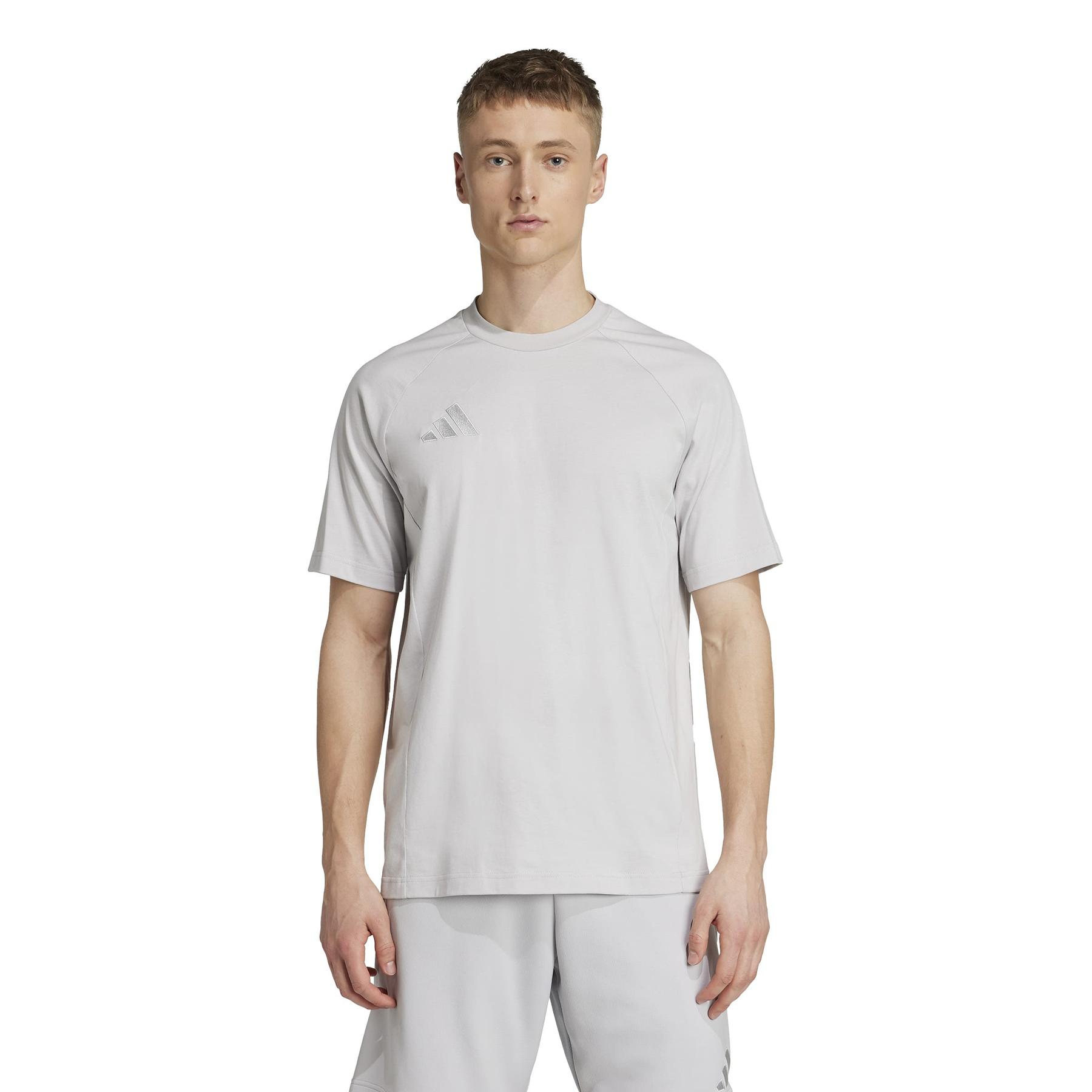 product/2/0/2025_10_adidas_jy5947_2_apparel_on_model_standard_view_white.jpg