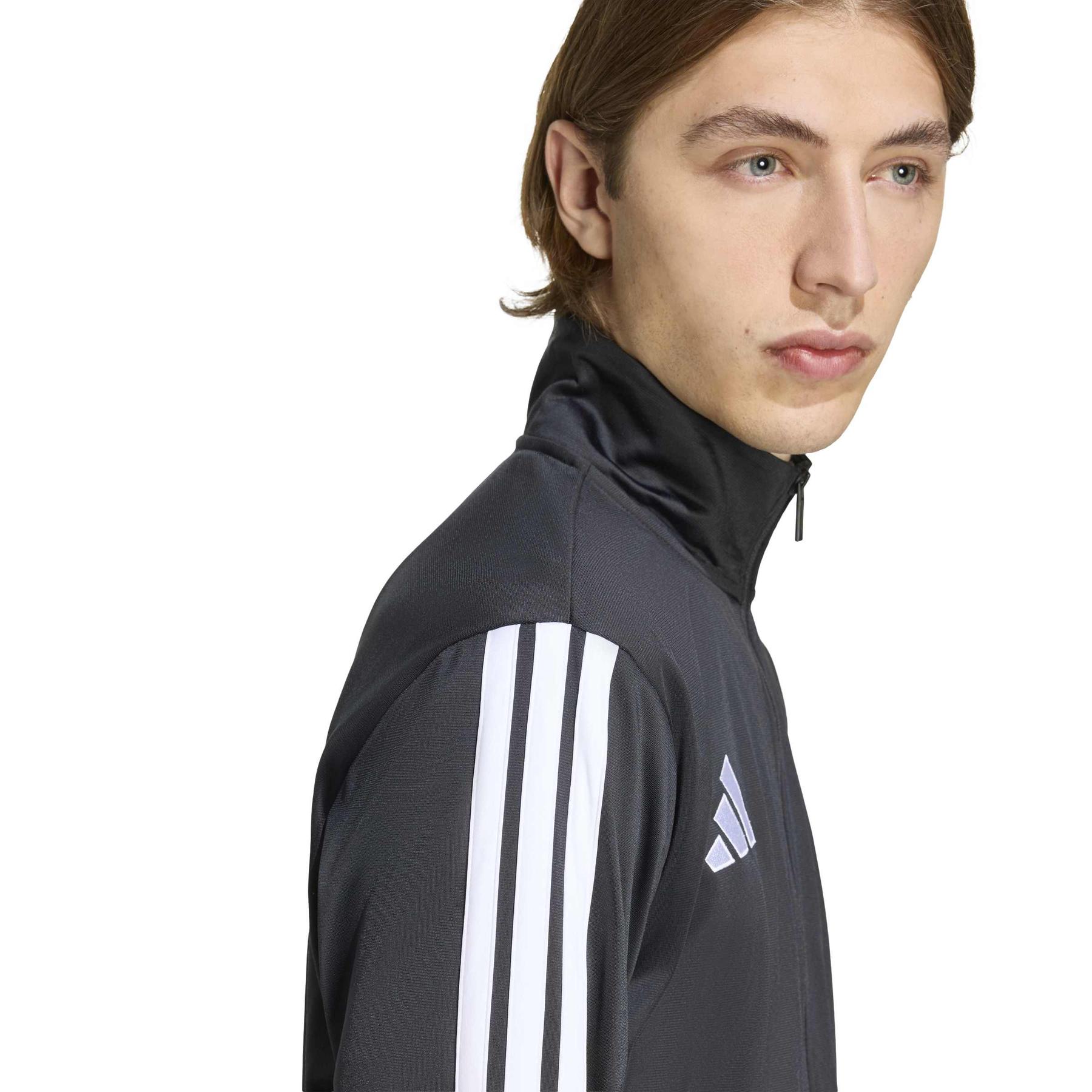 product/2/0/2025_11_12_adidas_jz9345_5_apparel_on_model_detail_view_1_white.jpg