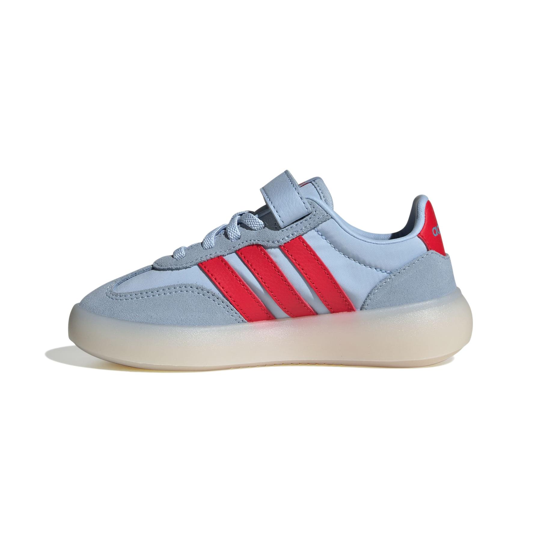 product/2/0/2025_adidas_jr0768_5_footwear_photography_side_medial_center_view_white.jpg