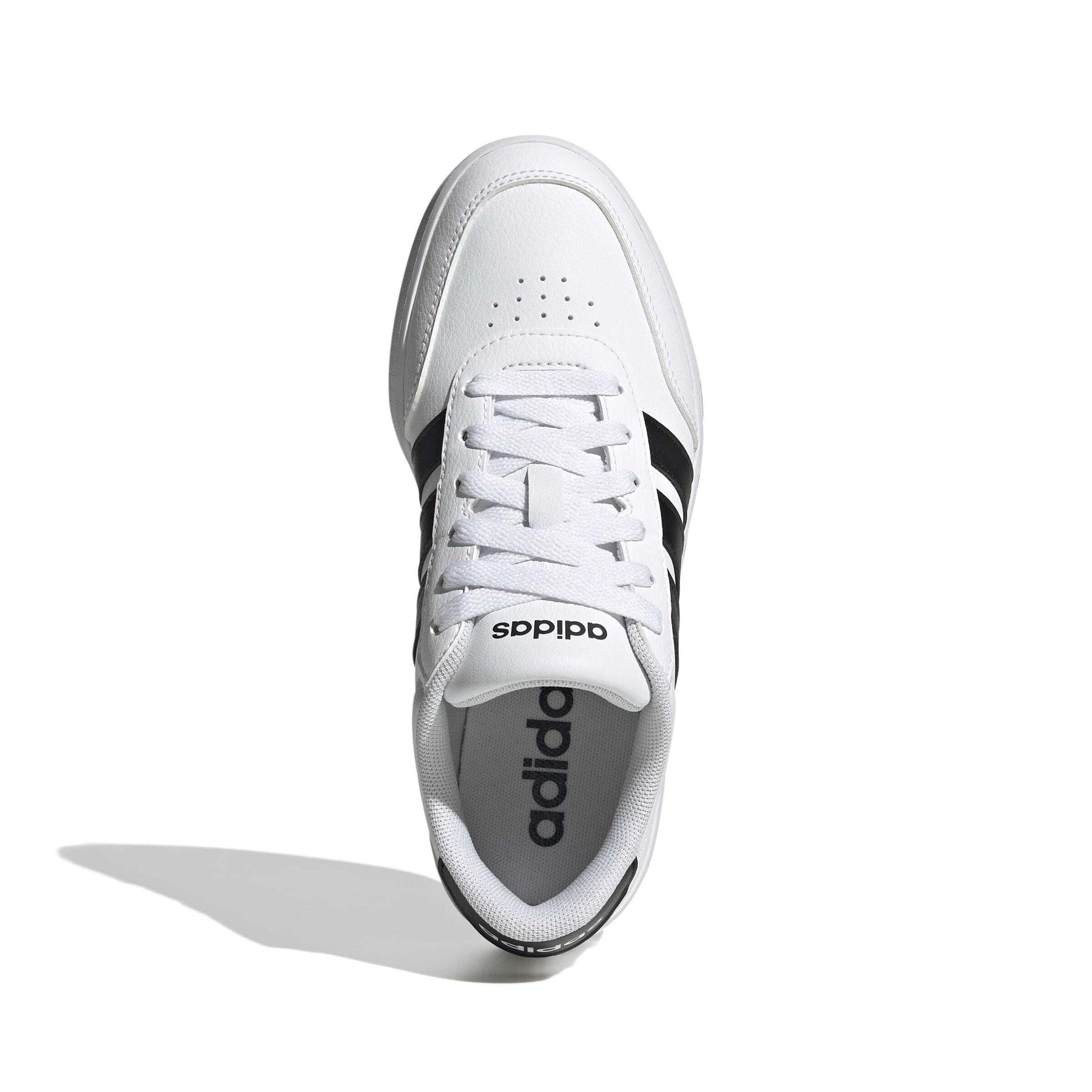product/2/0/2025_adidas_jr8448_3_footwear_photography_top_portrait_view_white.jpg