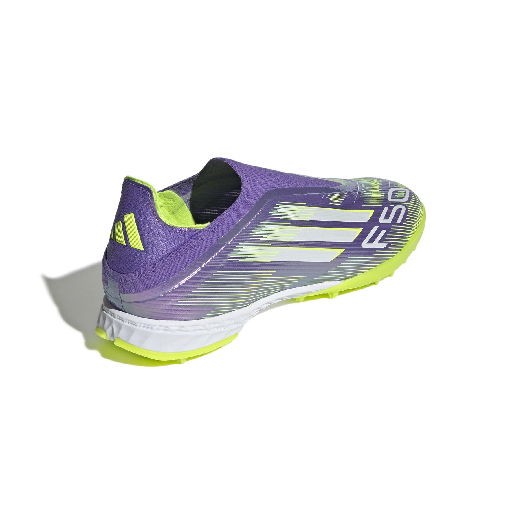 product/2/0/2025_adidas_jr9330_6_footwear_photography_back_lateral_top_view_white.jpg
