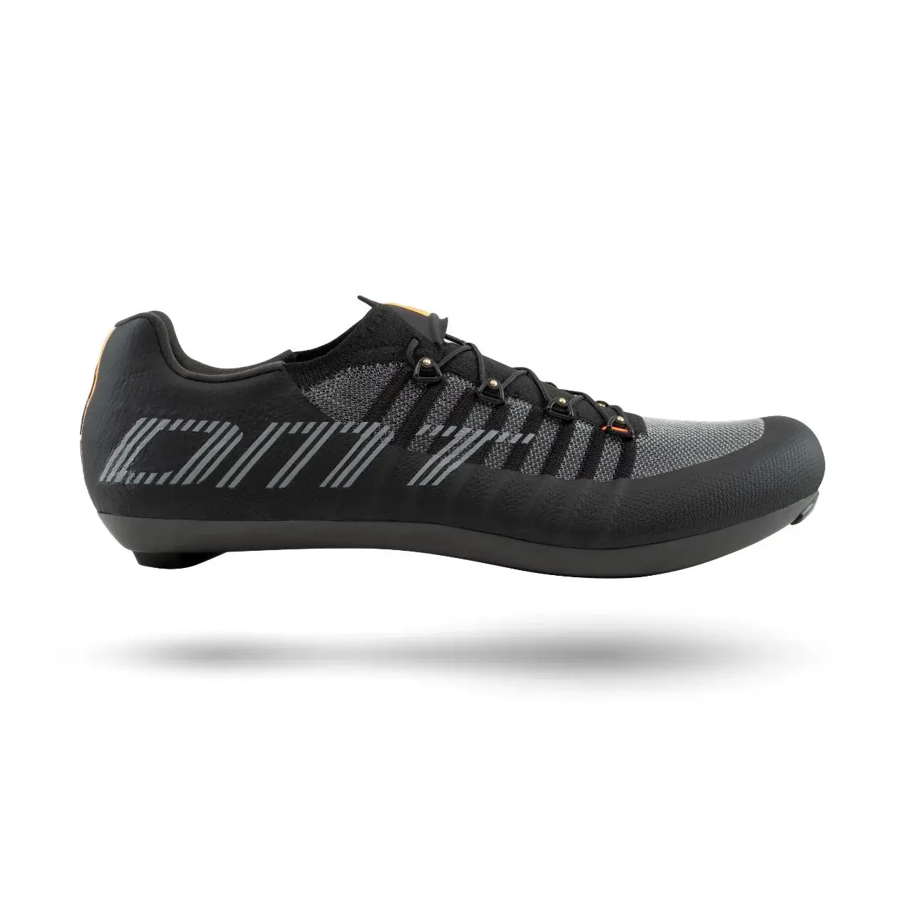 Velo Store - UK Cycling shoes DMT Pogi's | Extra 10% off with Subscription, Postage £16.79 to UK Fedex.