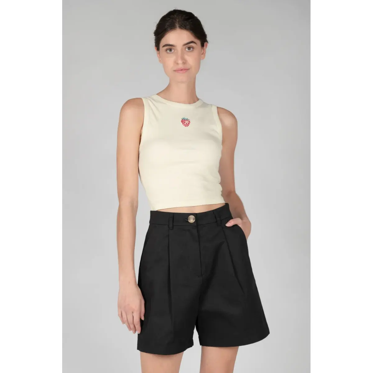 Image of Short mit einem Knopf Damen 24 Colours