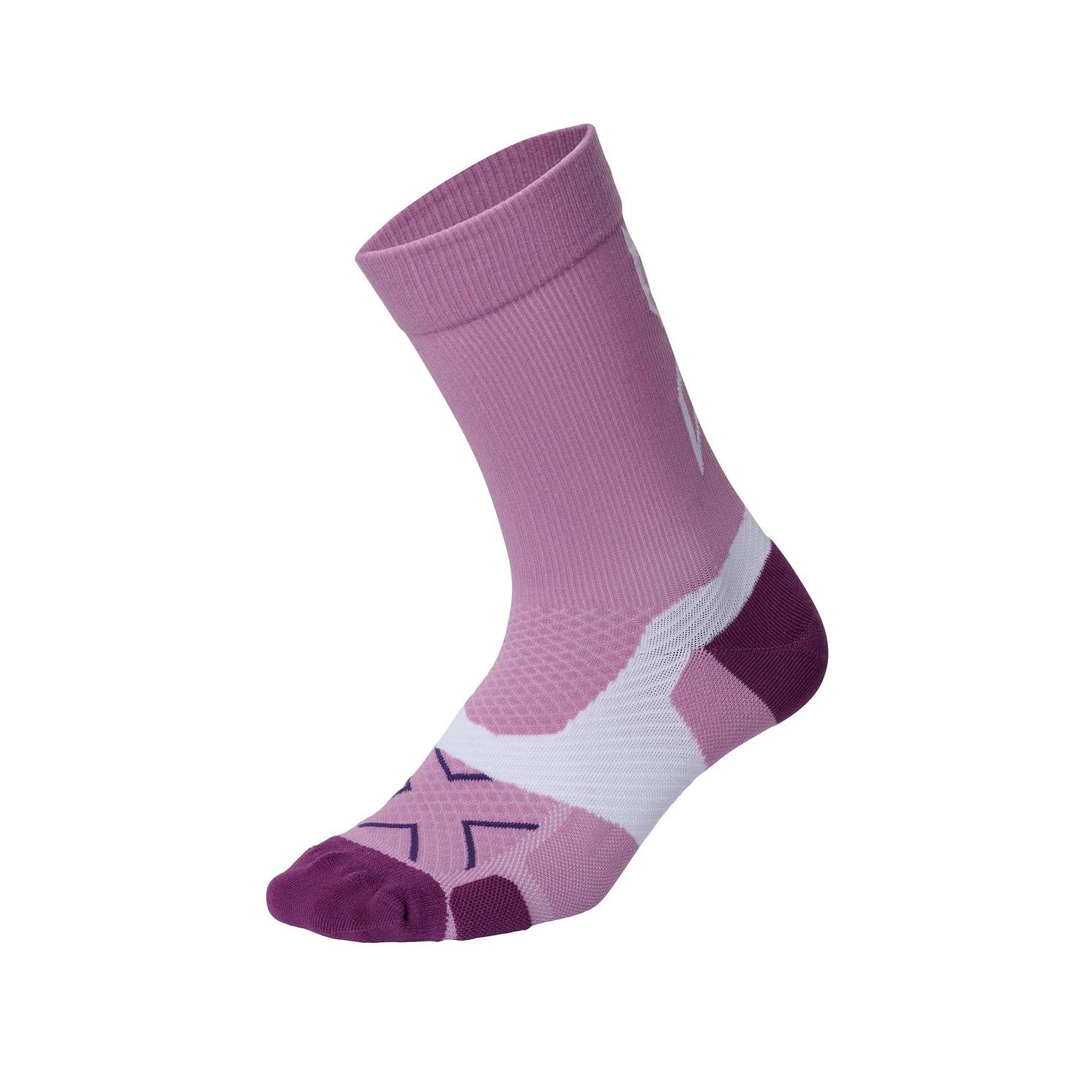 Velo Store - UK 2Xu Football Socks 2XU Vectr Light Cushion Crew | Extra 10% off with Subscription, Postage £16.79 to UK Fedex.