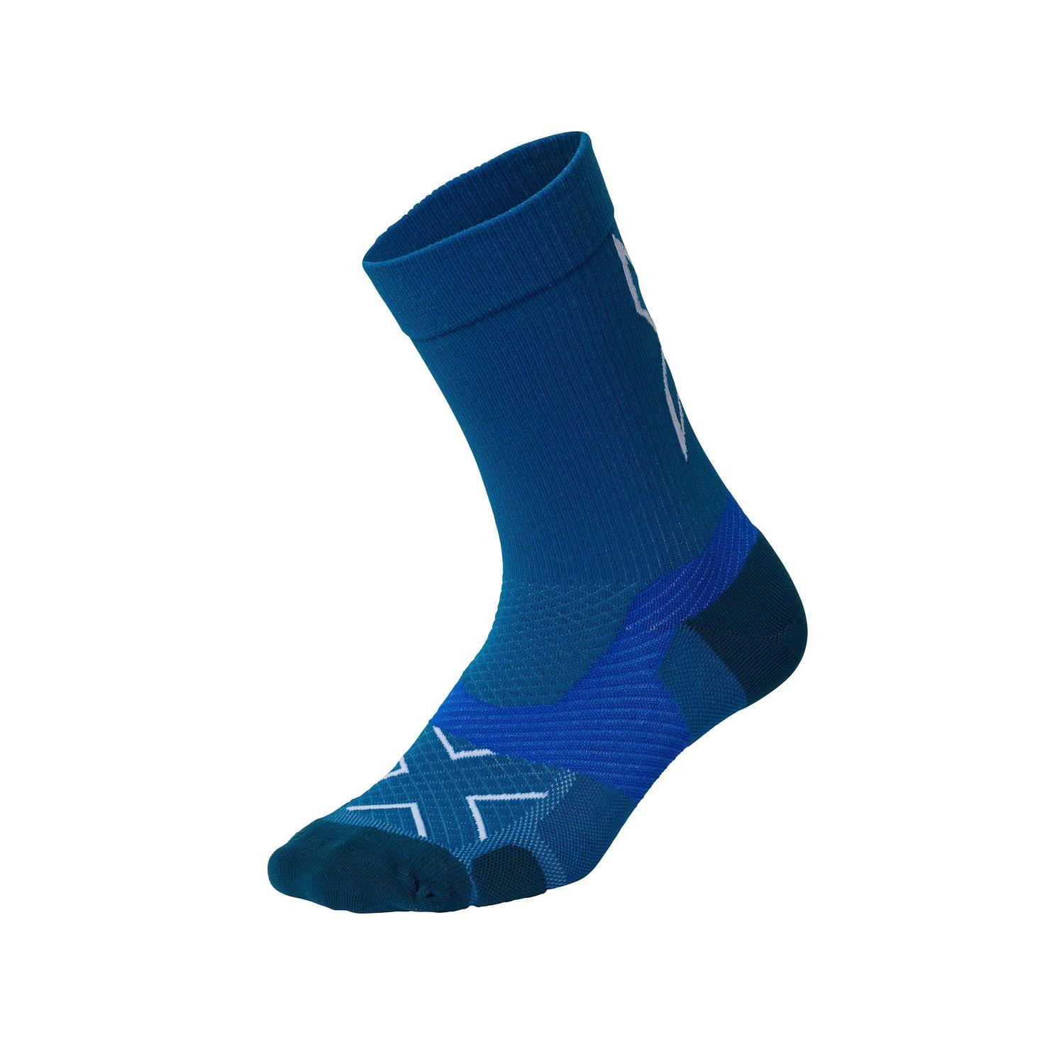 Velo Store - UK 2Xu Football Socks 2XU Vectr Light Cushion Crew | Extra 10% off with Subscription, Postage £16.79 to UK Fedex.