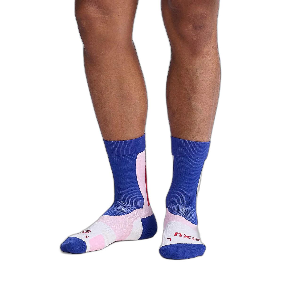 Velo Store - UK 2Xu Football Socks 2XU Vectr Light Cushion Crew | Extra 10% off with Subscription, Postage £16.79 to UK Fedex.