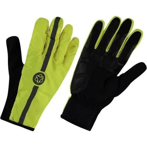Velo Store - UK Rain gloves Agu Tech Commuter | Extra 10% off with Subscription, Postage £16.79 to UK Fedex.