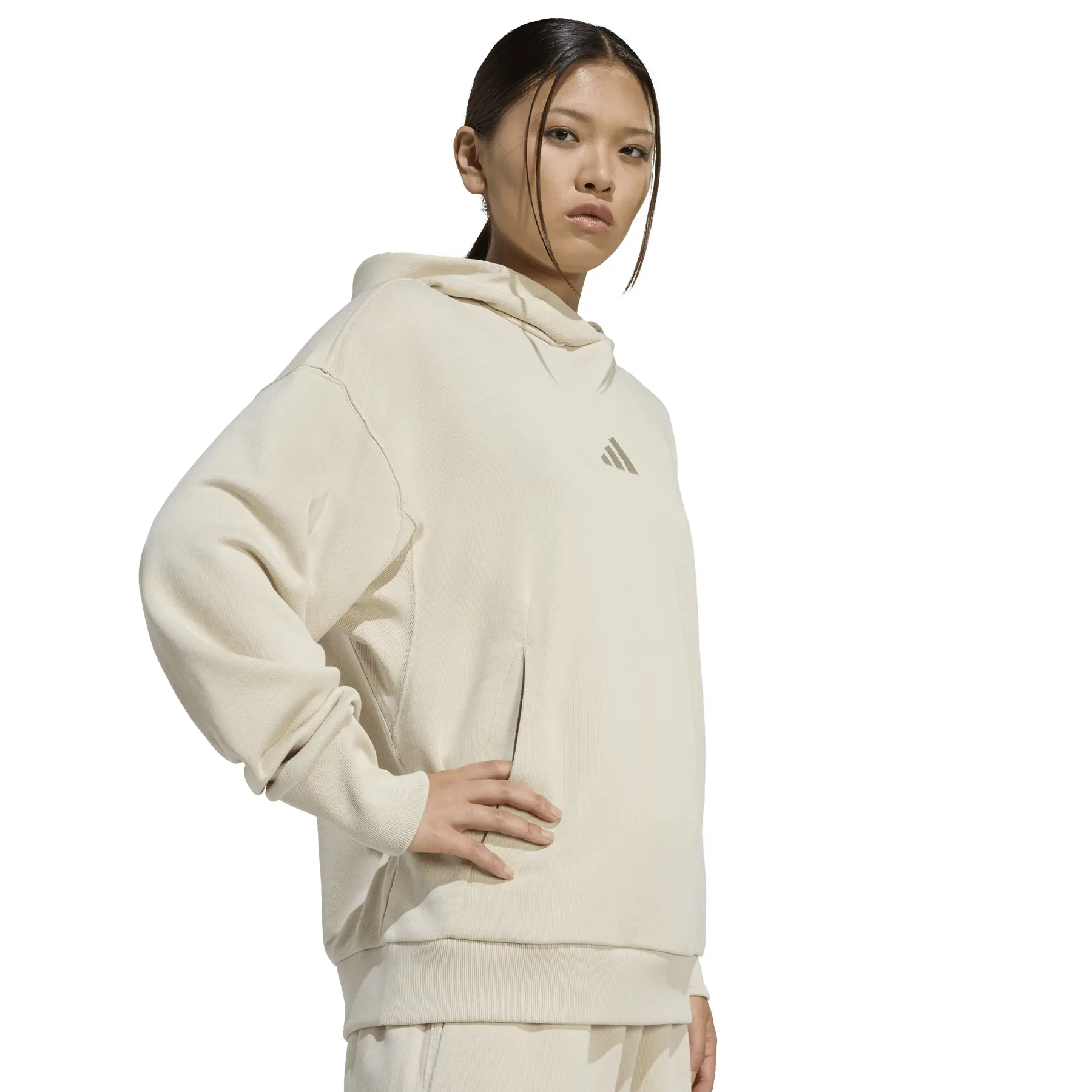 フーディーベージュrs08様 Women's loose-fitting hoodie adidas All Szn | Foot-Store
