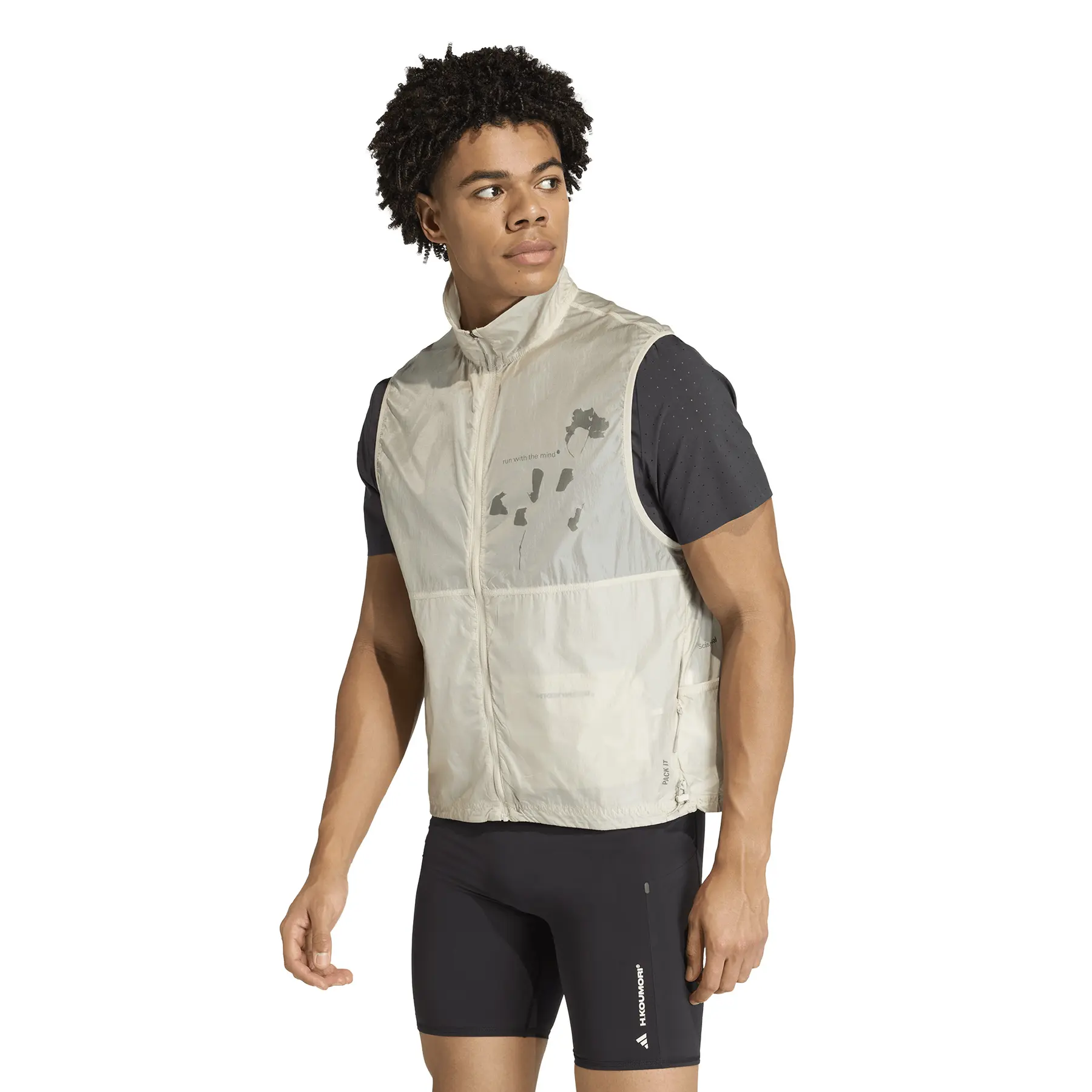 Sleeveless jacket adidas 365 Hermanos Koumori | Trek-Expert