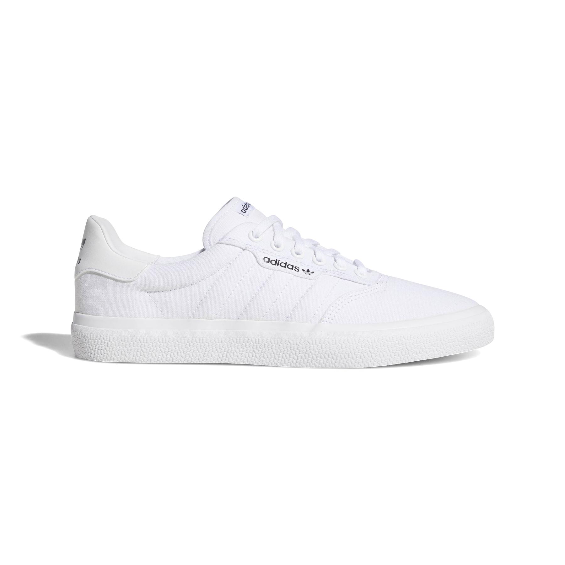 product/a/d/adidas-originals_b22705_1_footwear_photography_side_lateral_center_view_white_000.jpg