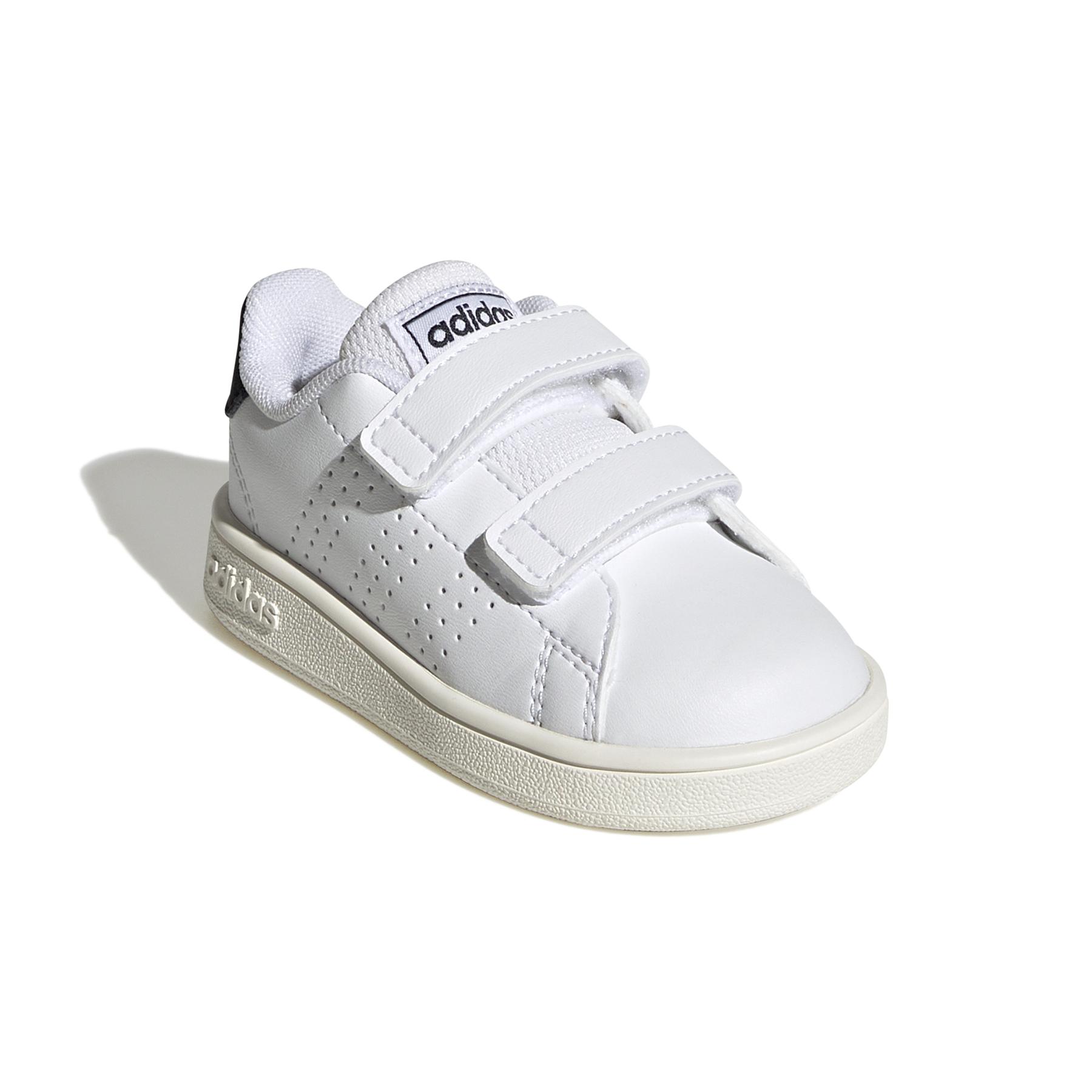 product/a/d/adidas-originals_gw6499_6_footwear_photography_front_lateral_top_view_white_000.jpg