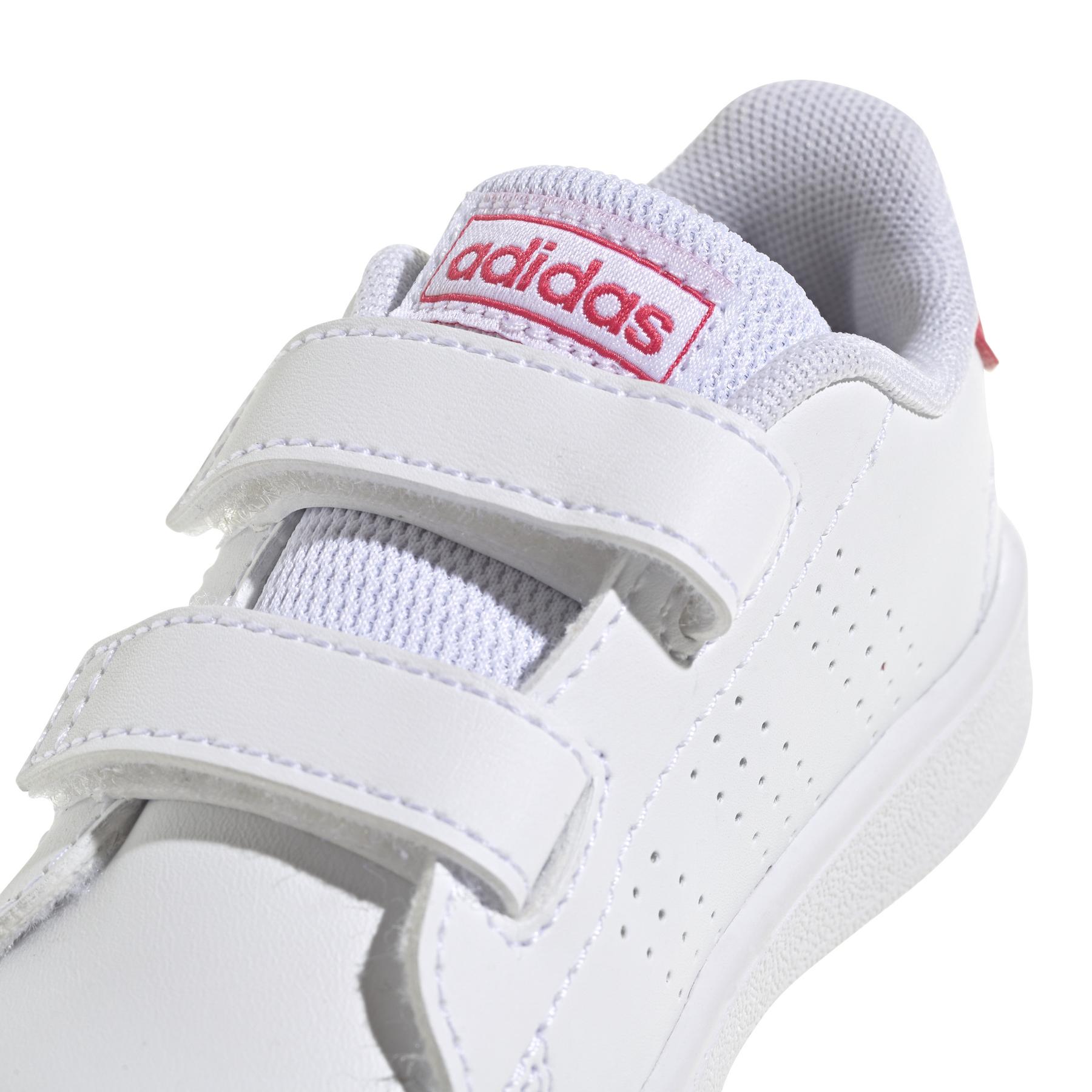 product/a/d/adidas-originals_gw6501_9_footwear_photography_detail_view_2_white_000.jpg