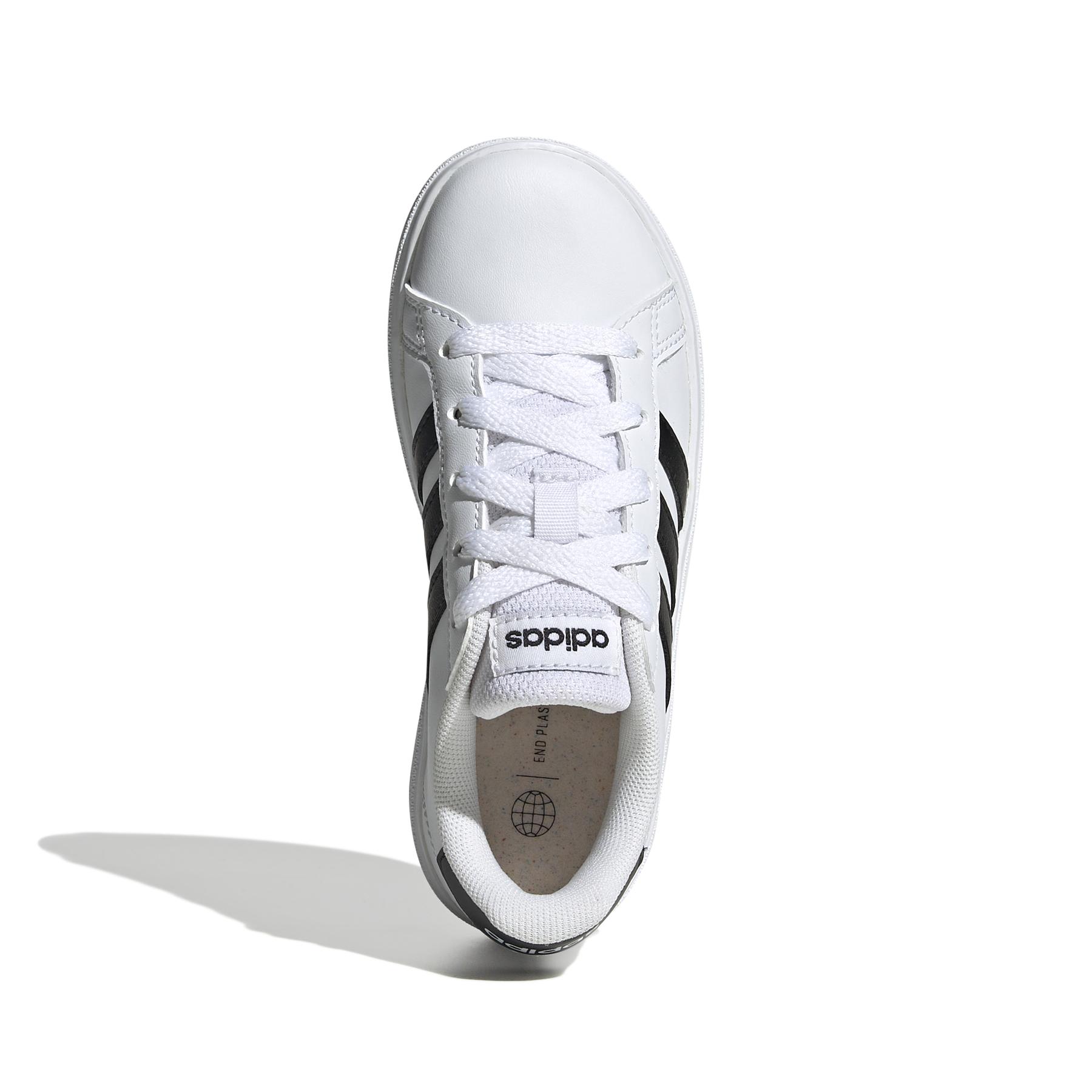 product/a/d/adidas-originals_gw6511_3_footwear_photography_top_portrait_view_white_000.jpg