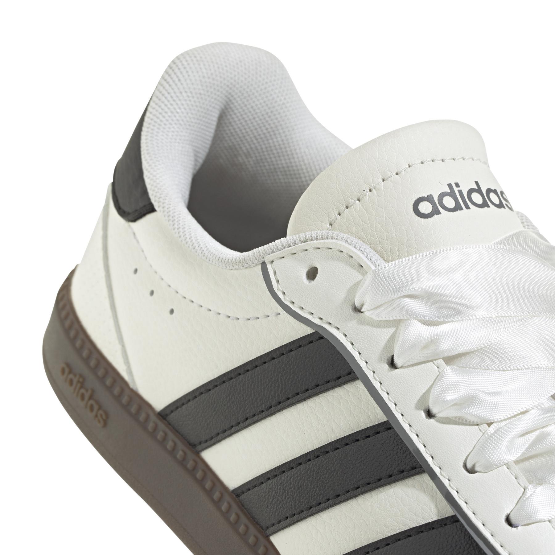 product/a/d/adidas-originals_jq8253_9_footwear_photography_detail_view_2_white.jpg