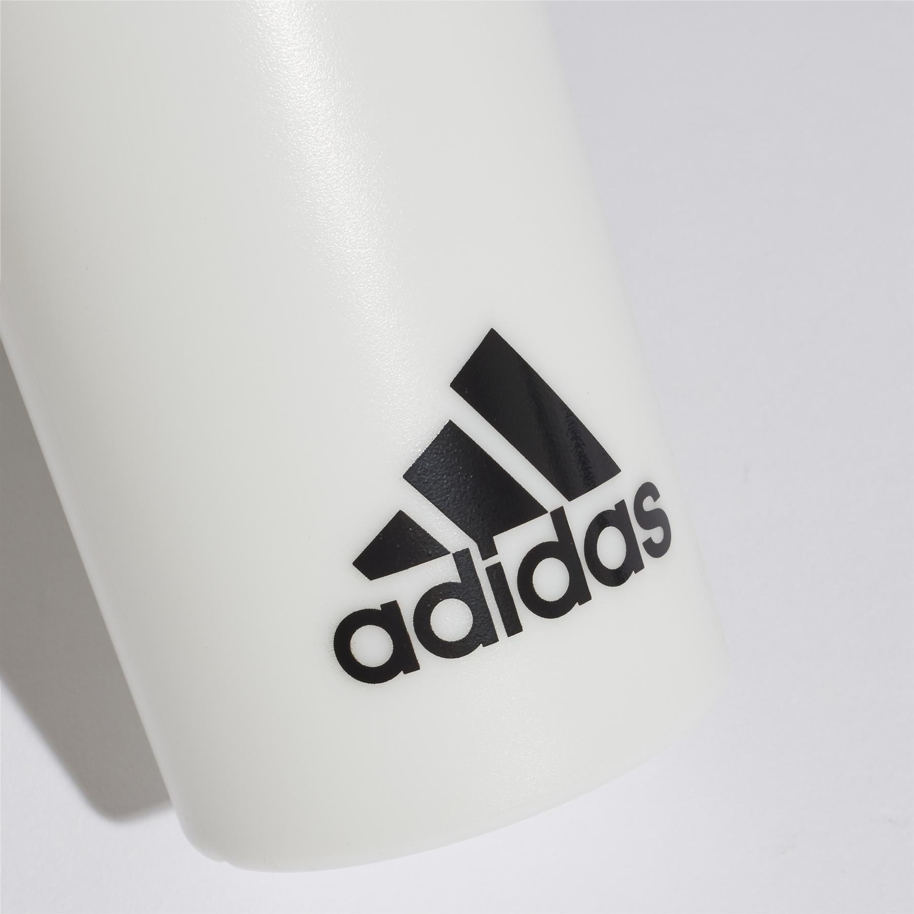 product/a/d/adidas_fm9936_3_hardware_photography_detail_view_2_white-nw112824.jpg
