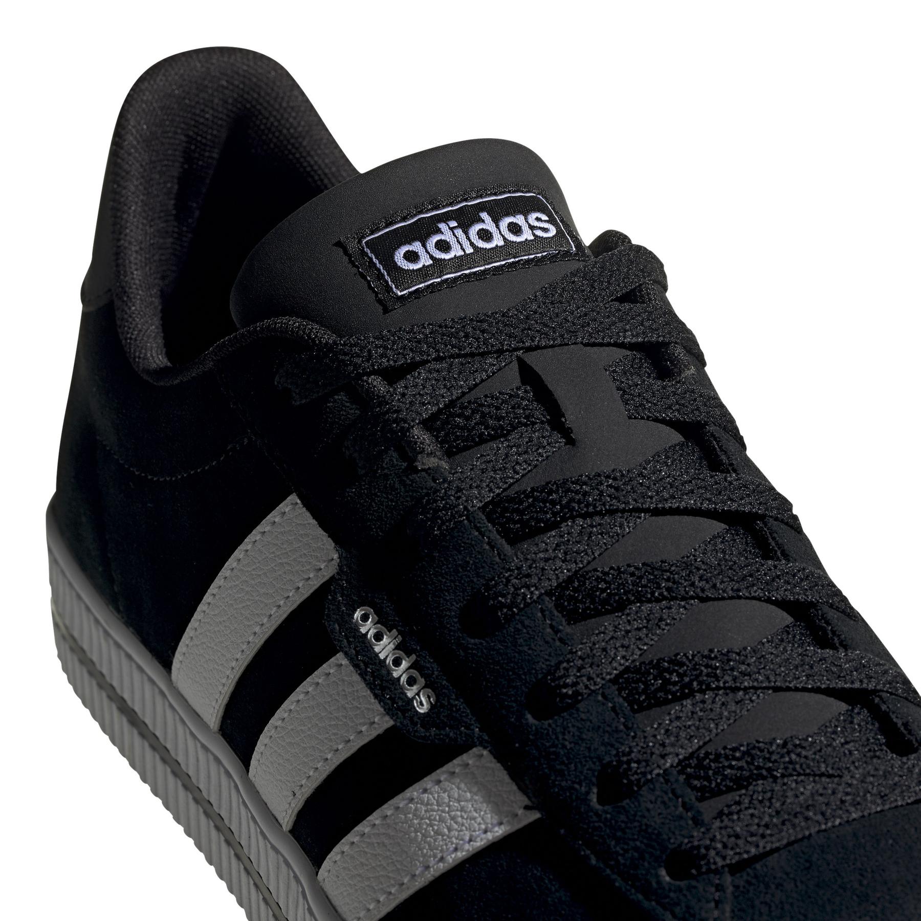 product/a/d/adidas_fw7439_8_footwear_photography_detail_view_1_white_000.jpg
