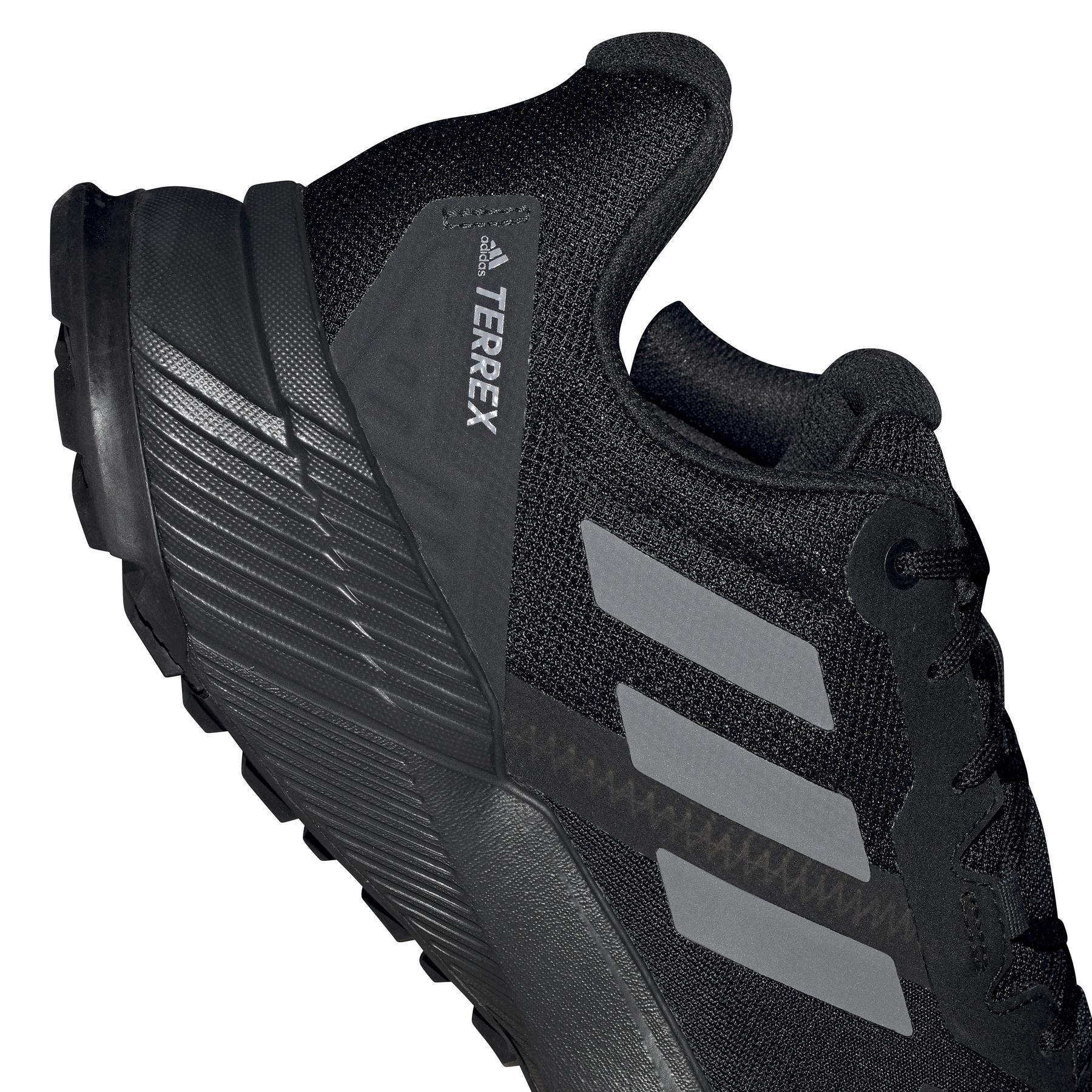 product/a/d/adidas_fy9215_10_footwear_photography_detail_view_3_white_000.jpg