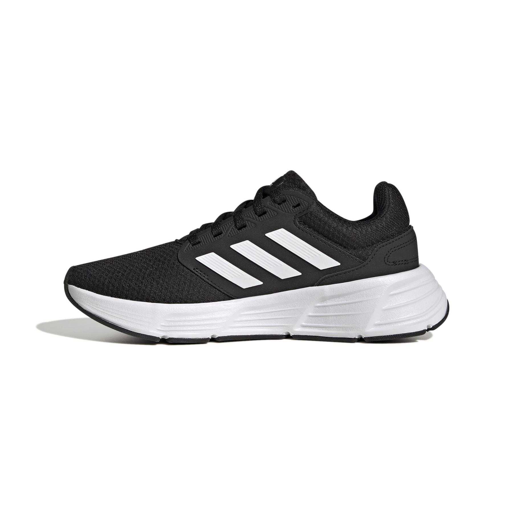 product/a/d/adidas_gw3847_5_footwear_photography_side_medial_center_view_white_000.jpg