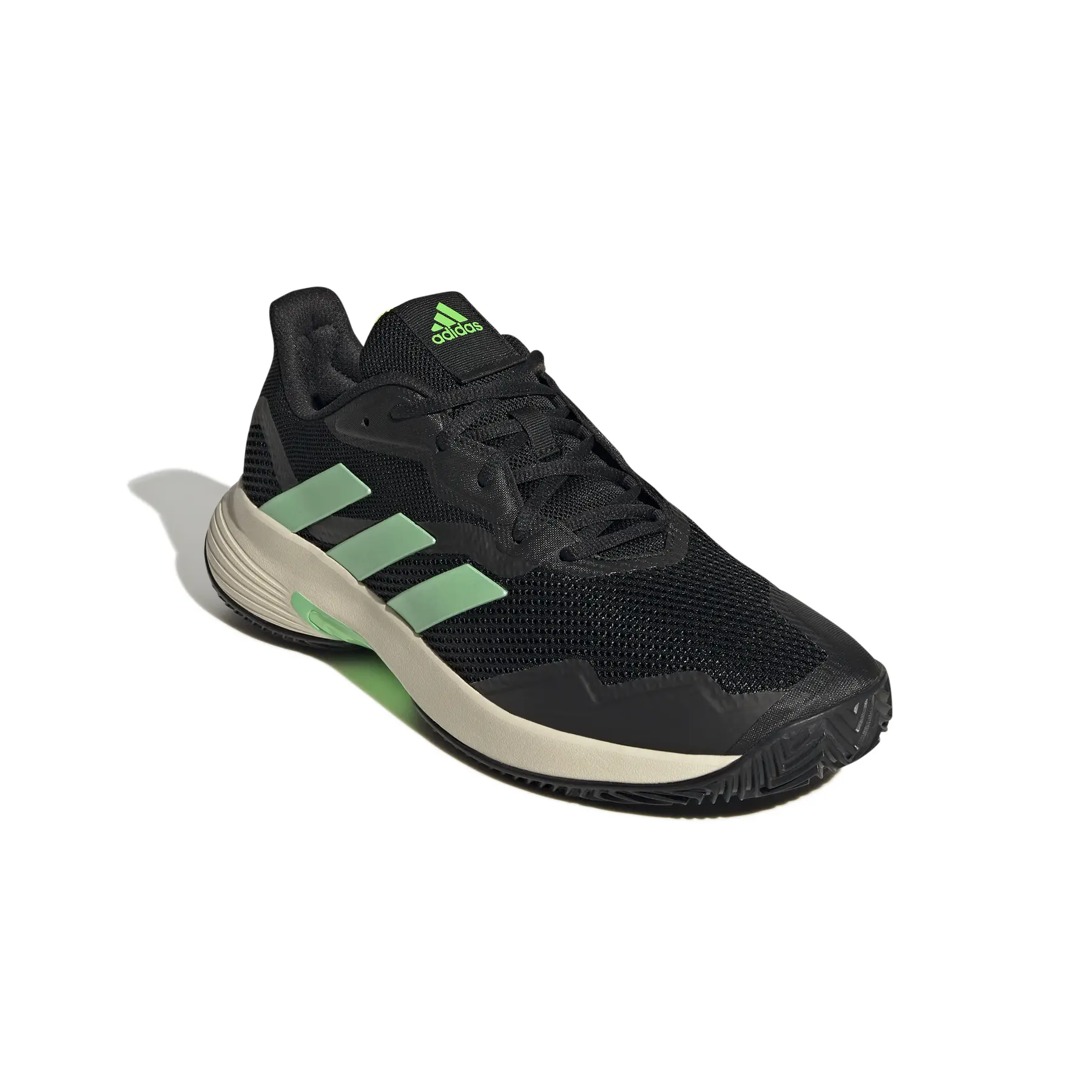 product/a/d/adidas_gw4220_6_footwear_photography_front_lateral_top_view_white_000.jpg