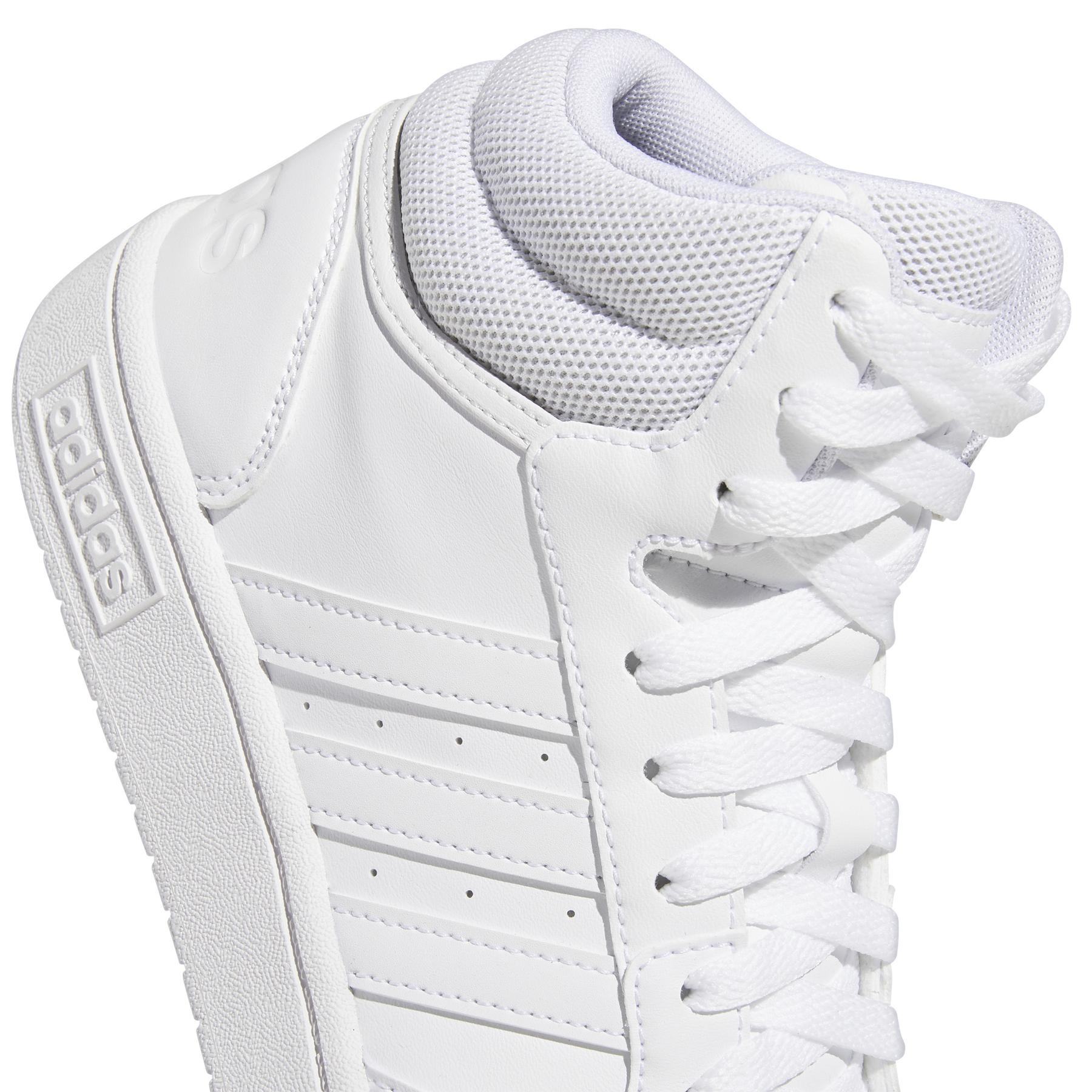 product/a/d/adidas_gw5457_8_footwear_photography_detail_view_1_white.jpg