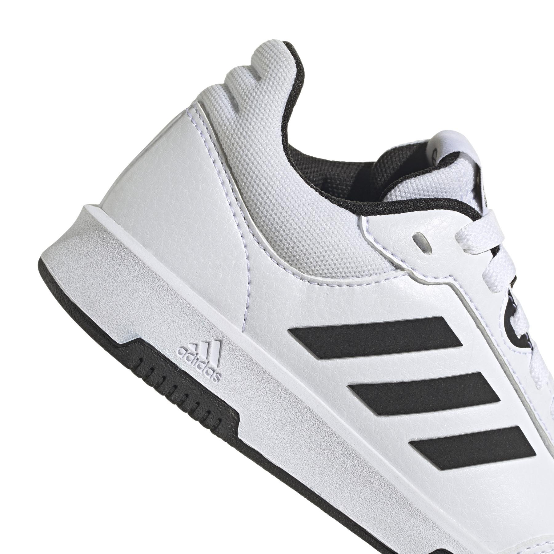 product/a/d/adidas_gw6422_9_footwear_photography_detail_view_2_white_000.jpg
