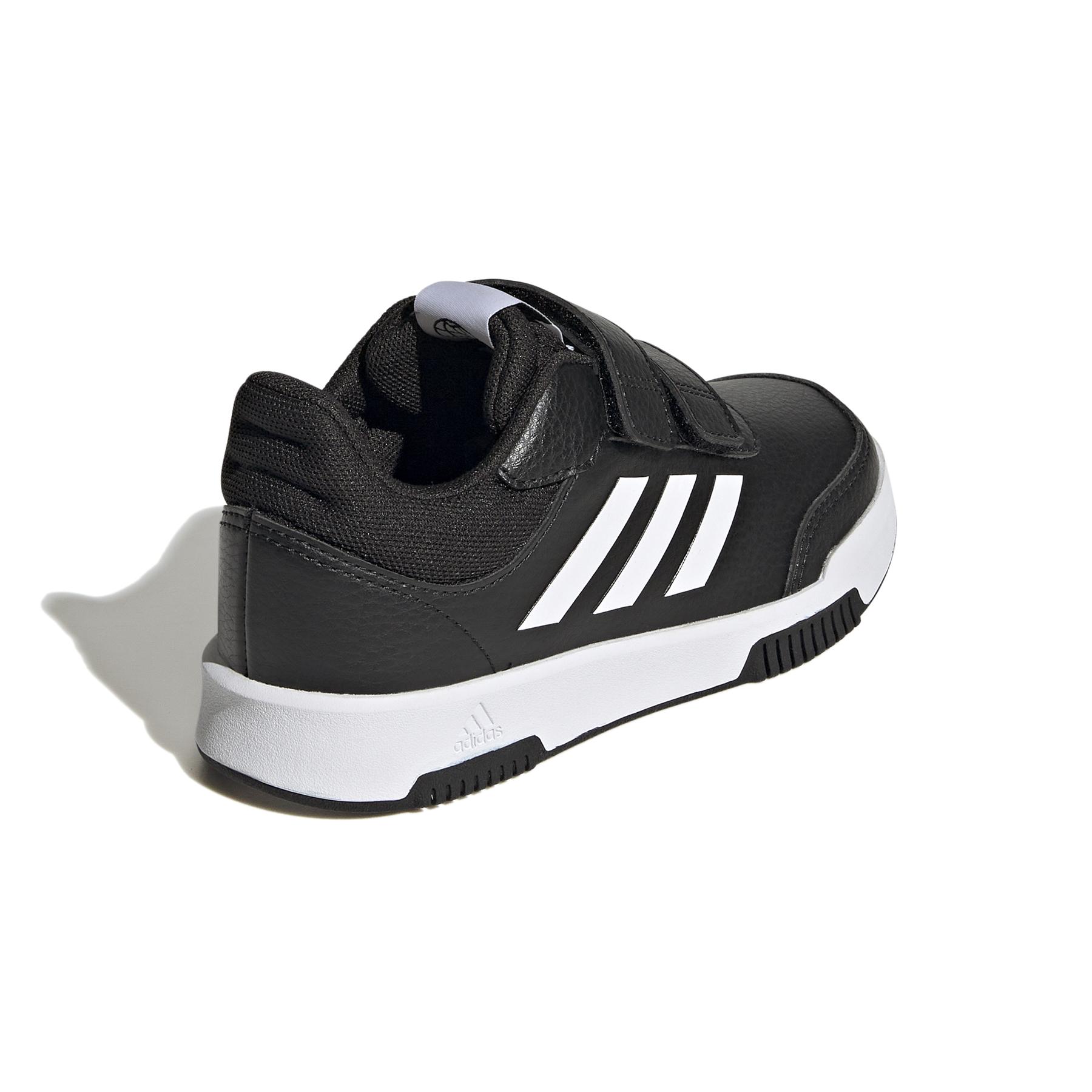 product/a/d/adidas_gw6440_7_footwear_photography_back_lateral_top_view_white_000.jpg