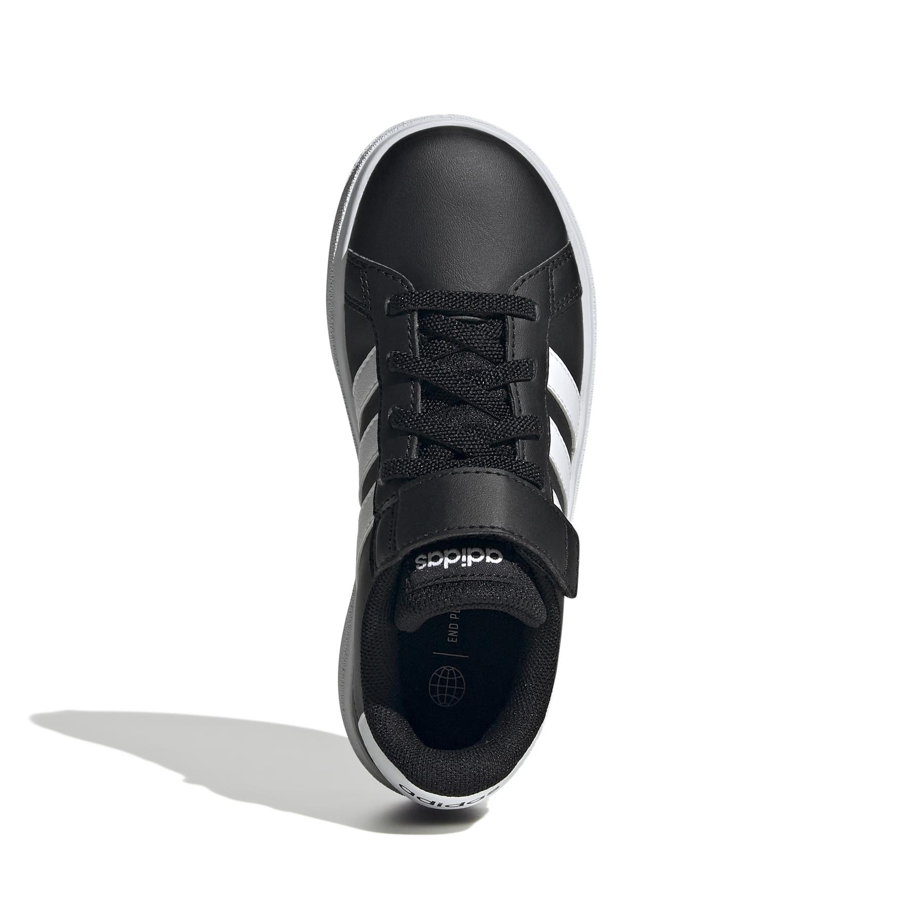 product/a/d/adidas_gw6513_3_footwear_photography_top_portrait_view_white_000.jpg